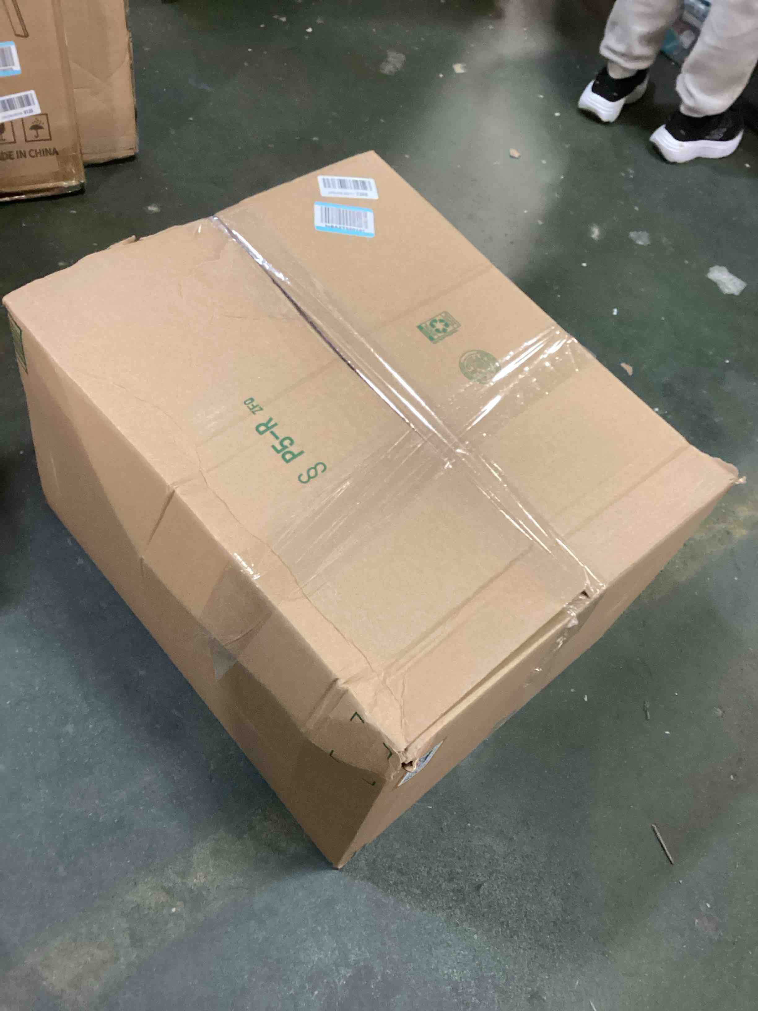 https://s3.amazonaws.com/lotting-images-prod/bidfta/BRN1425979_1741029392170.jpeg