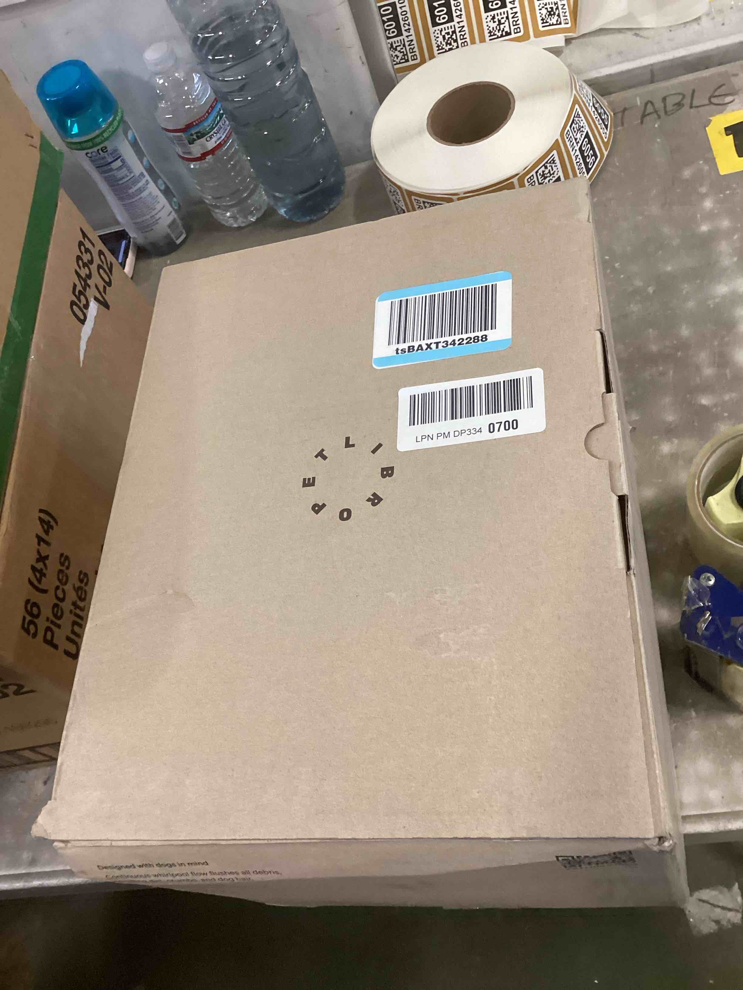 https://s3.amazonaws.com/lotting-images-prod/bidfta/BRN1426024_1737987880712.jpeg