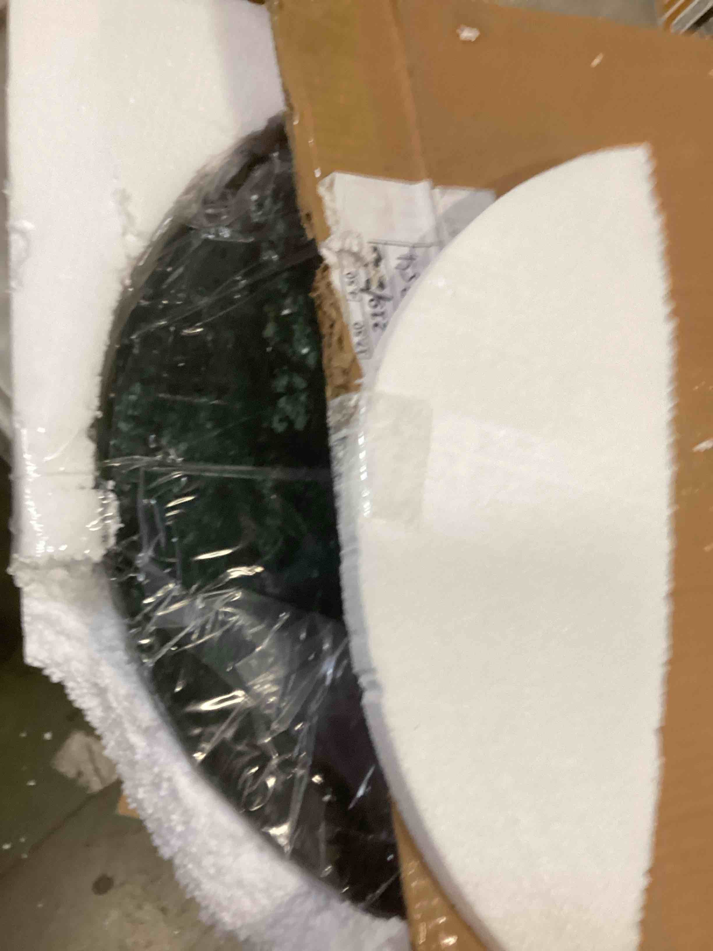 https://s3.amazonaws.com/lotting-images-prod/bidfta/BRN1426152_1738002520378.jpeg