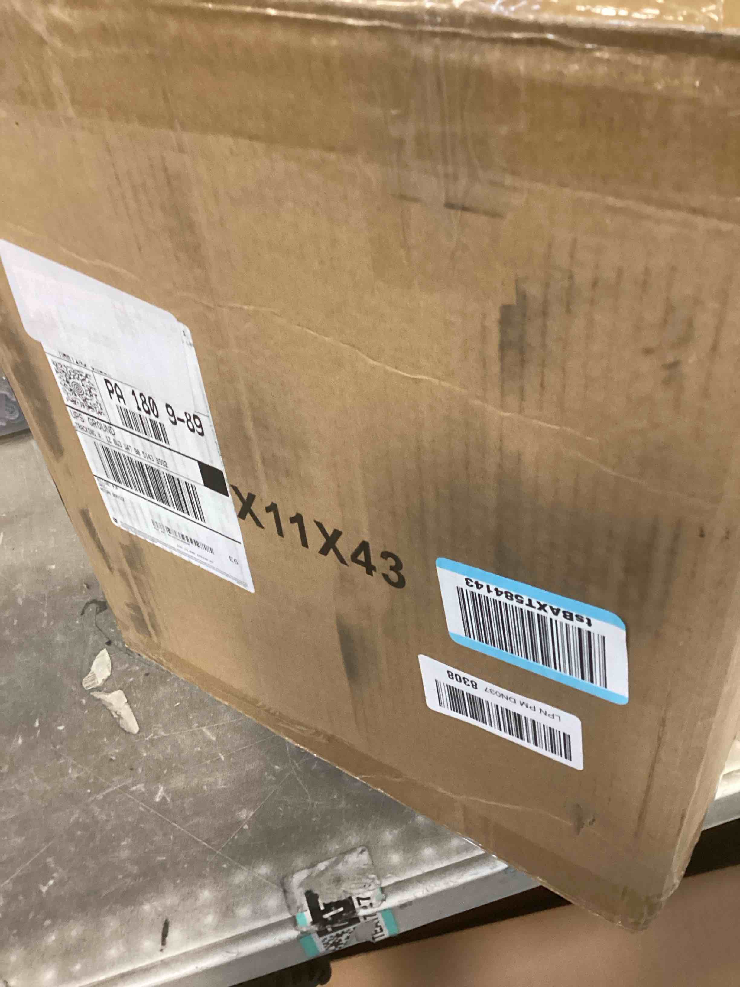 https://s3.amazonaws.com/lotting-images-prod/bidfta/BRN1426183_1738011869003.jpeg