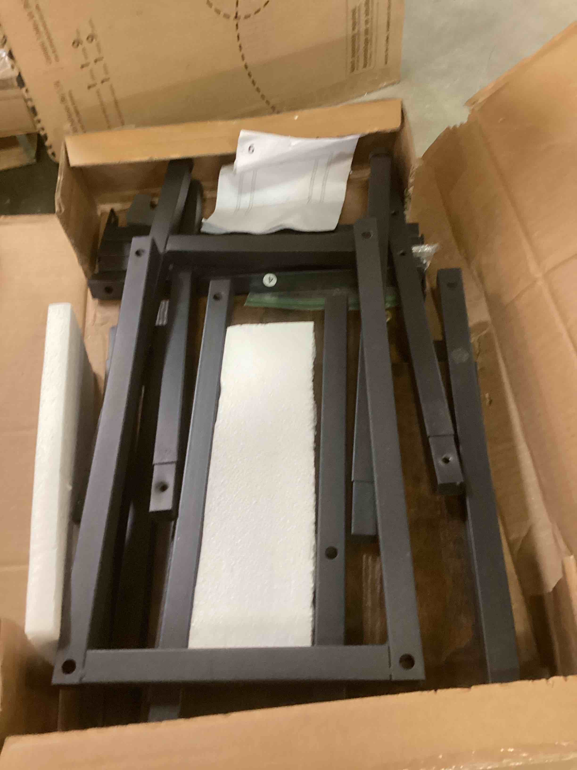 https://s3.amazonaws.com/lotting-images-prod/bidfta/BRN1426645_1738257059615.jpeg