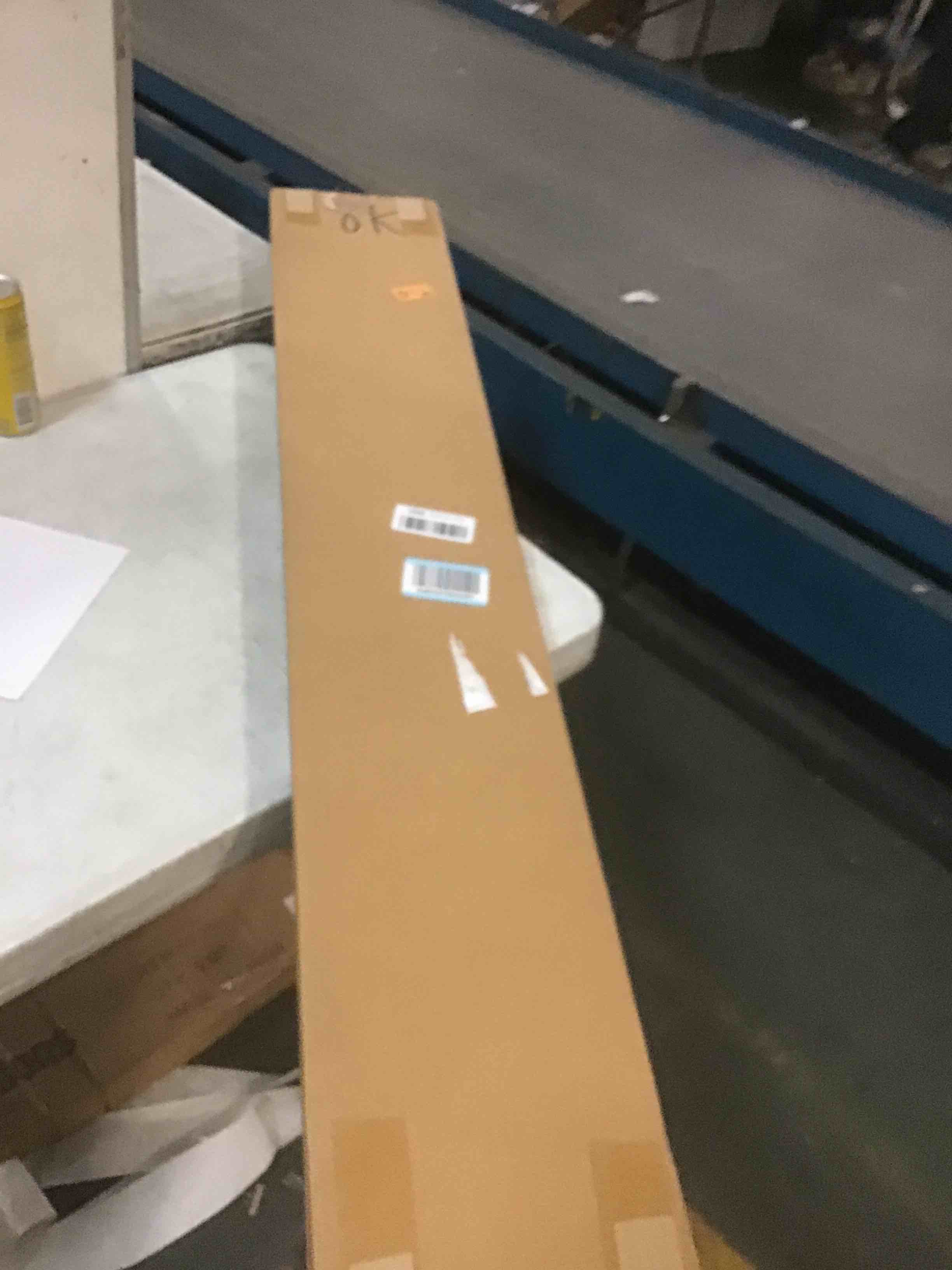 https://s3.amazonaws.com/lotting-images-prod/bidfta/BRN1429228_1736962454777.jpeg