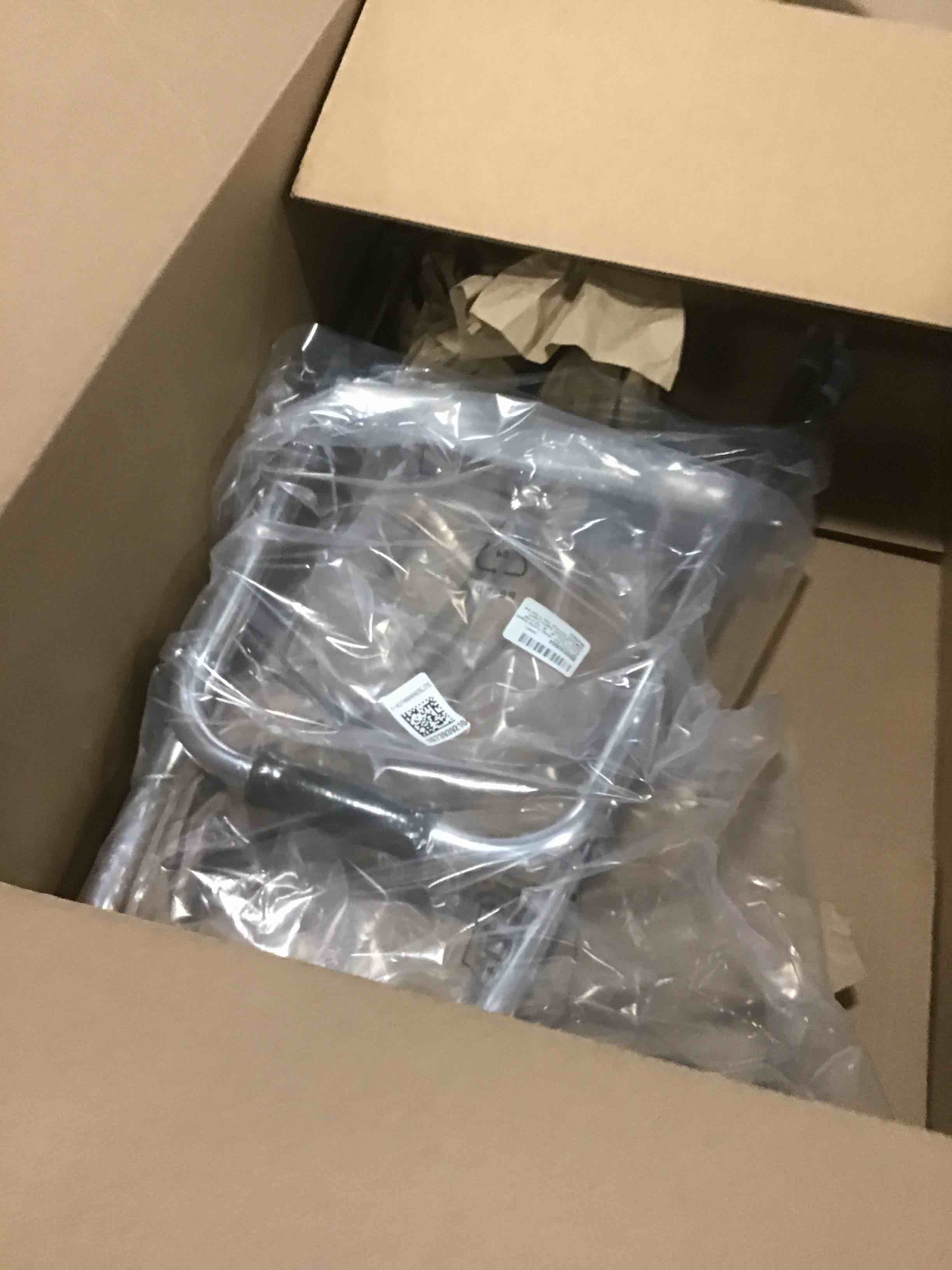 https://s3.amazonaws.com/lotting-images-prod/bidfta/BRN1429565_1737054326363.jpeg