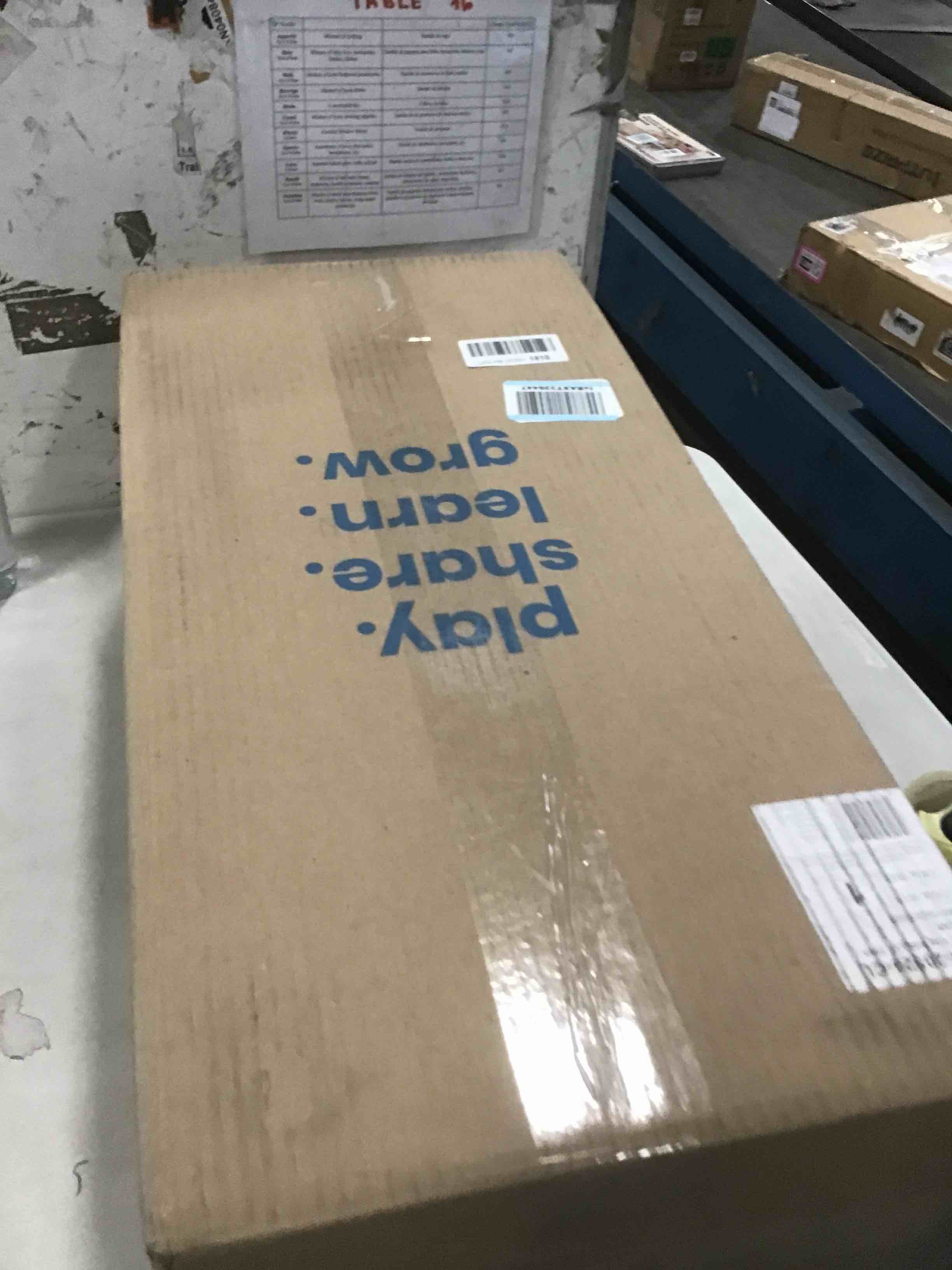 https://s3.amazonaws.com/lotting-images-prod/bidfta/BRN1430068_1737387537579.jpeg