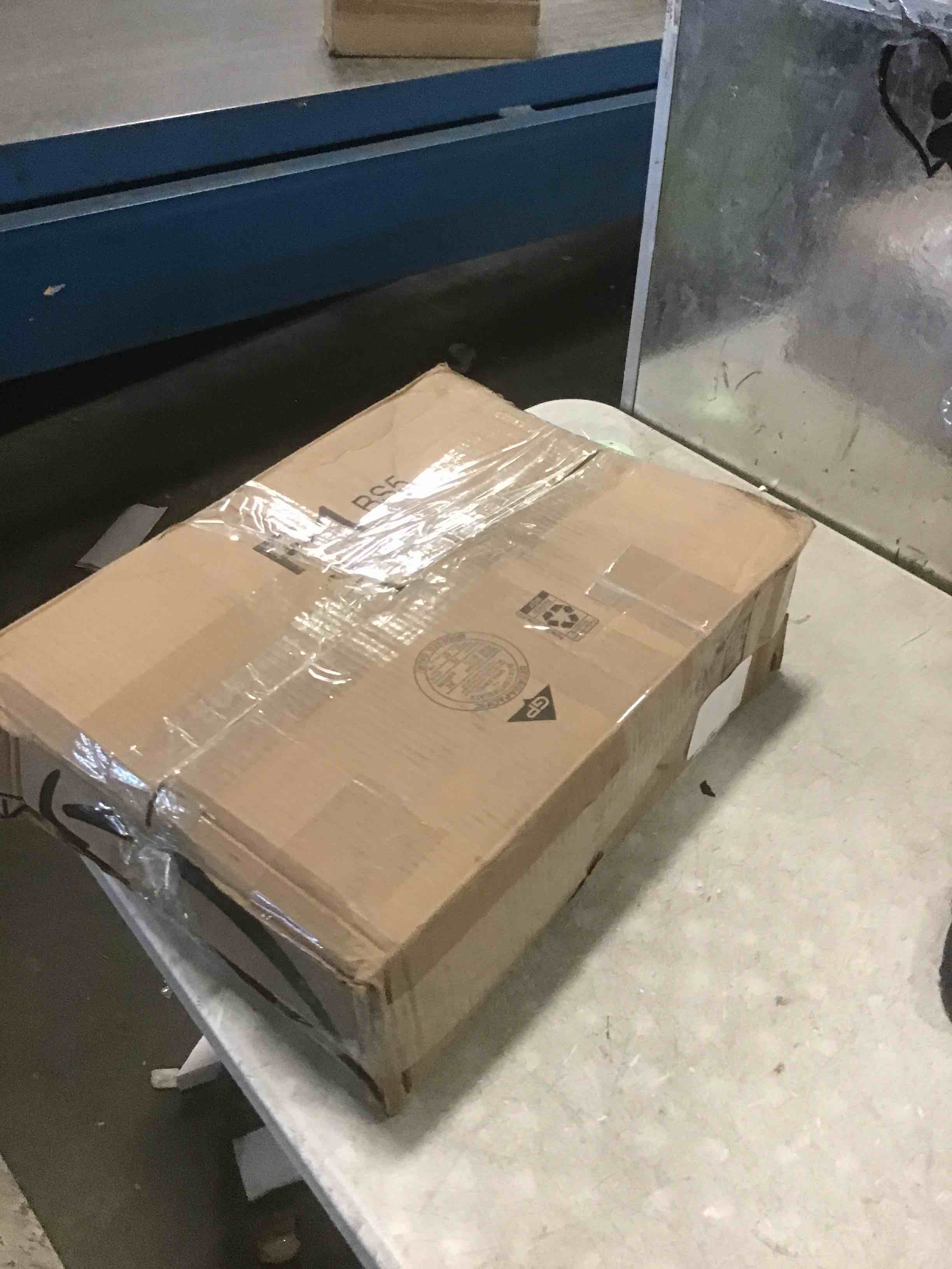 https://s3.amazonaws.com/lotting-images-prod/bidfta/BRN1431186_1737743421010.jpeg