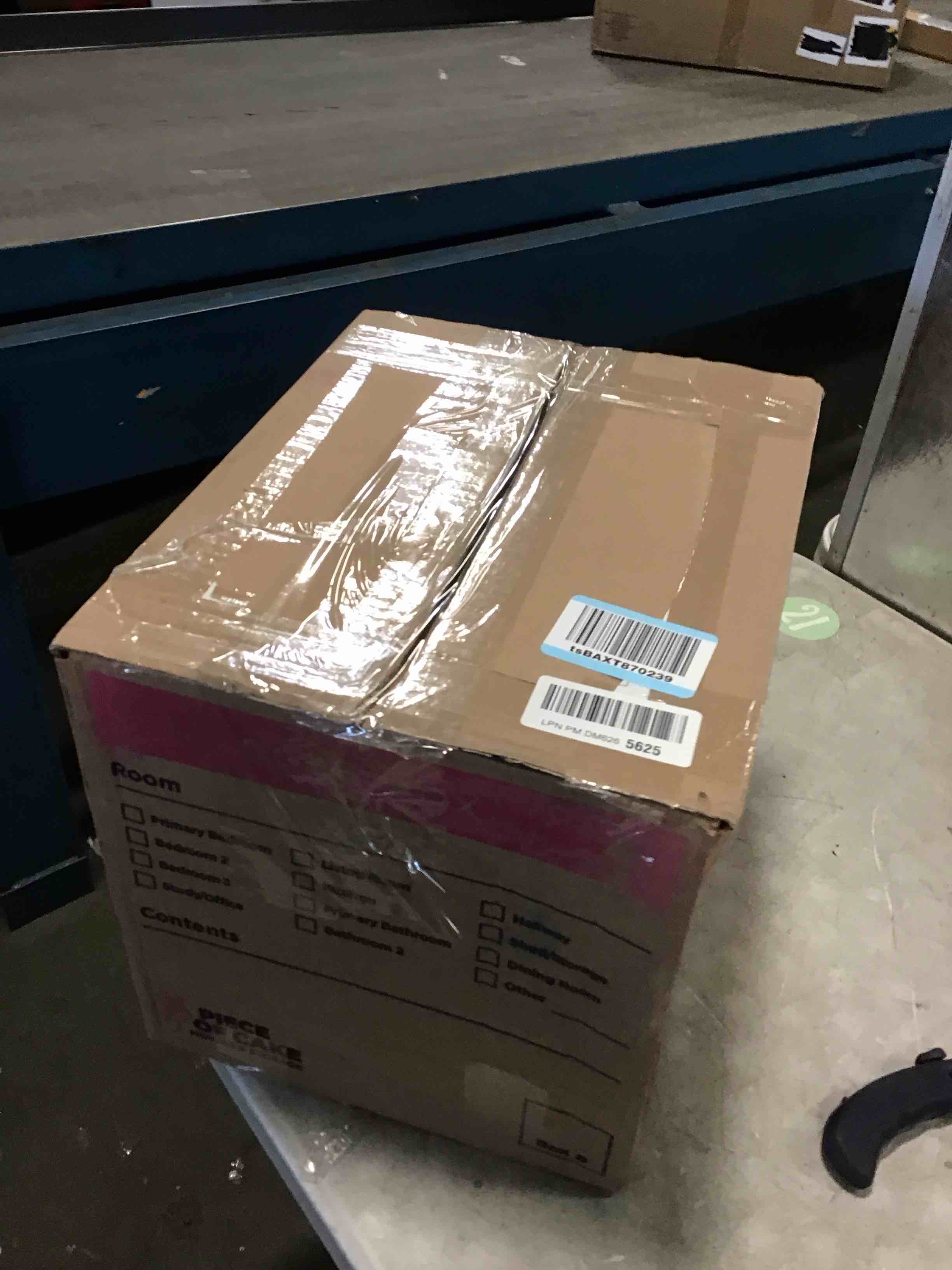 https://s3.amazonaws.com/lotting-images-prod/bidfta/BRN1431222_1737750718870.jpeg