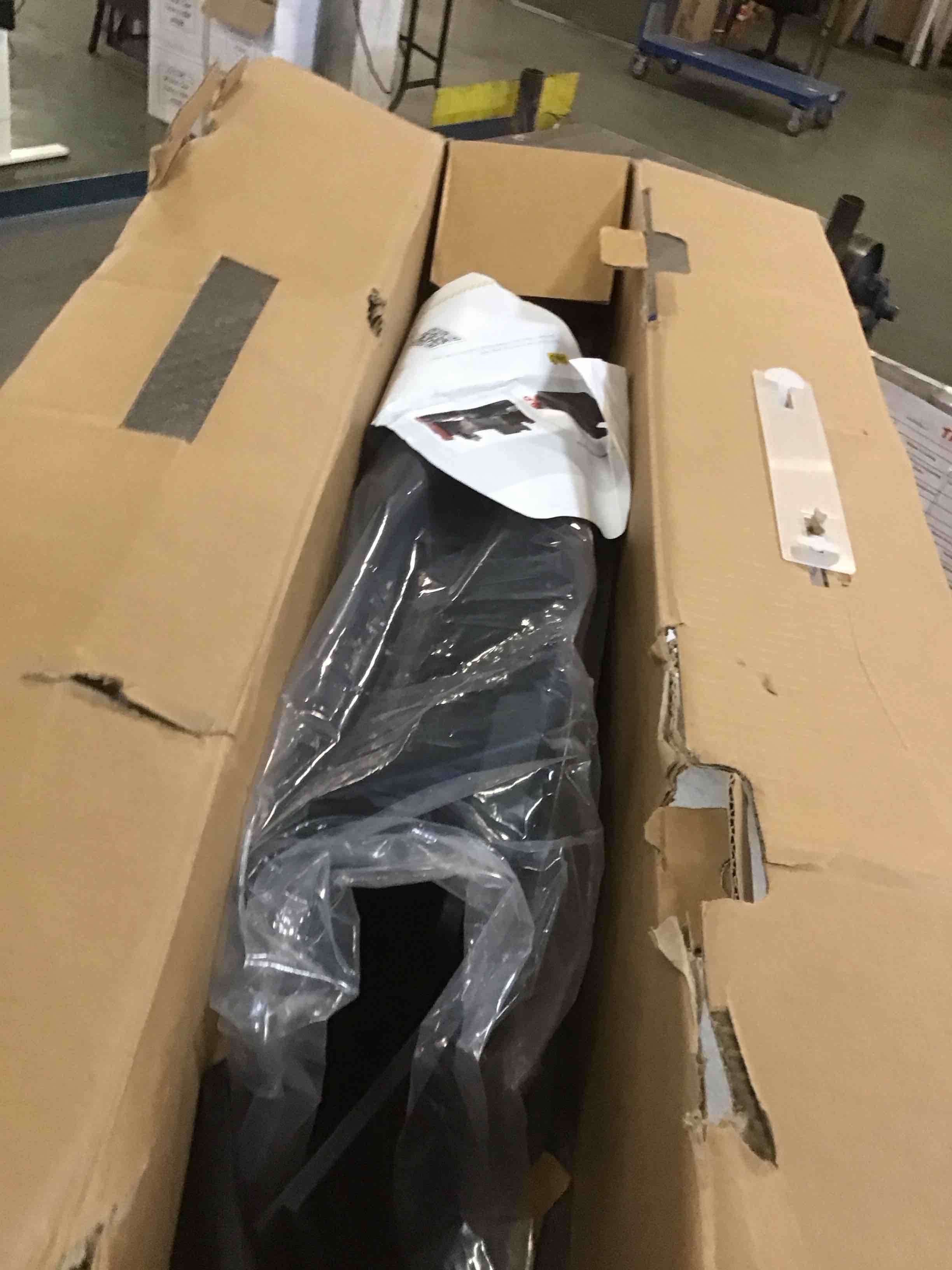 https://s3.amazonaws.com/lotting-images-prod/bidfta/BRN1431569_1738075656653.jpeg