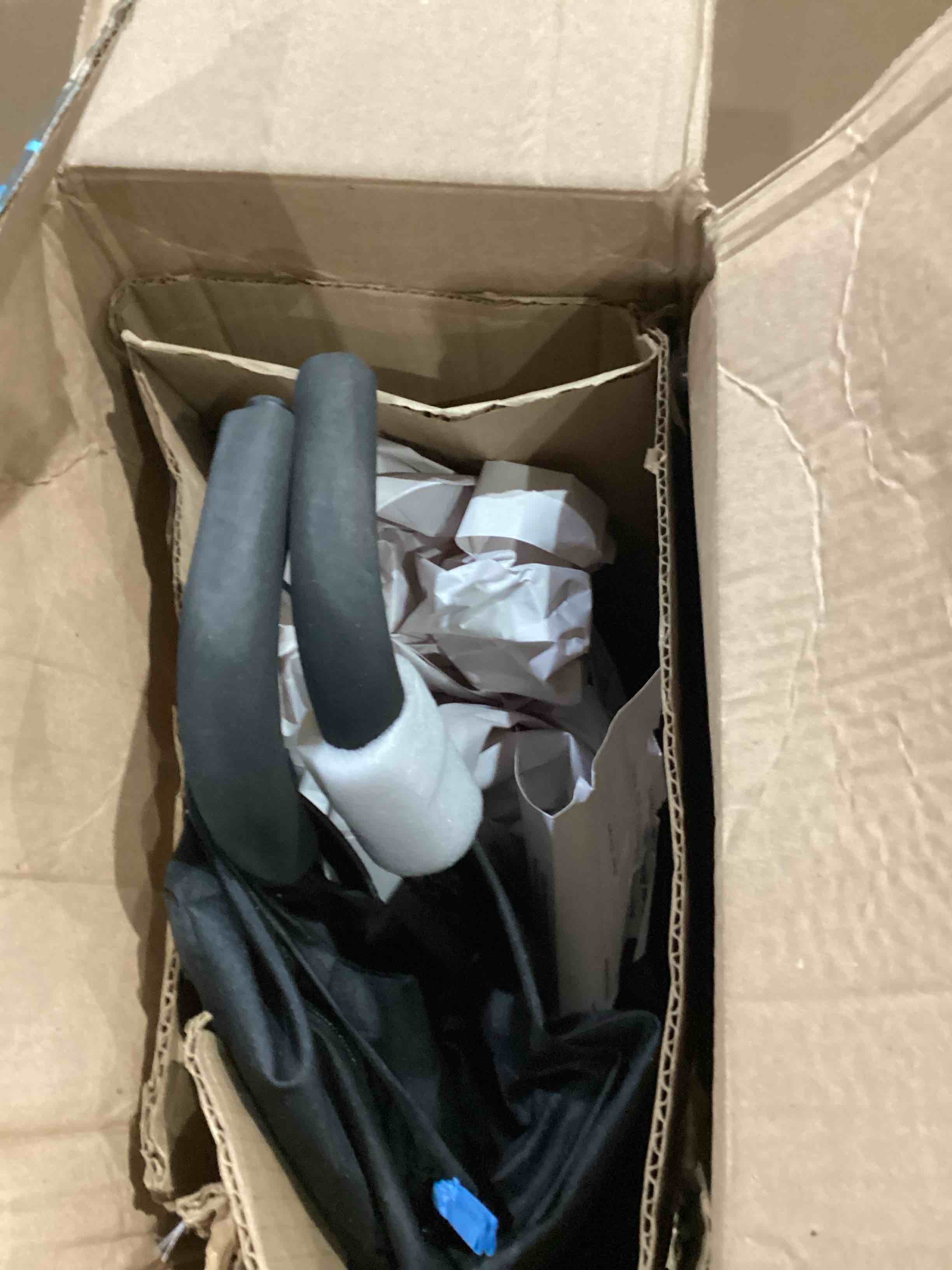 https://s3.amazonaws.com/lotting-images-prod/bidfta/BRN1438452_1753211214640.jpeg