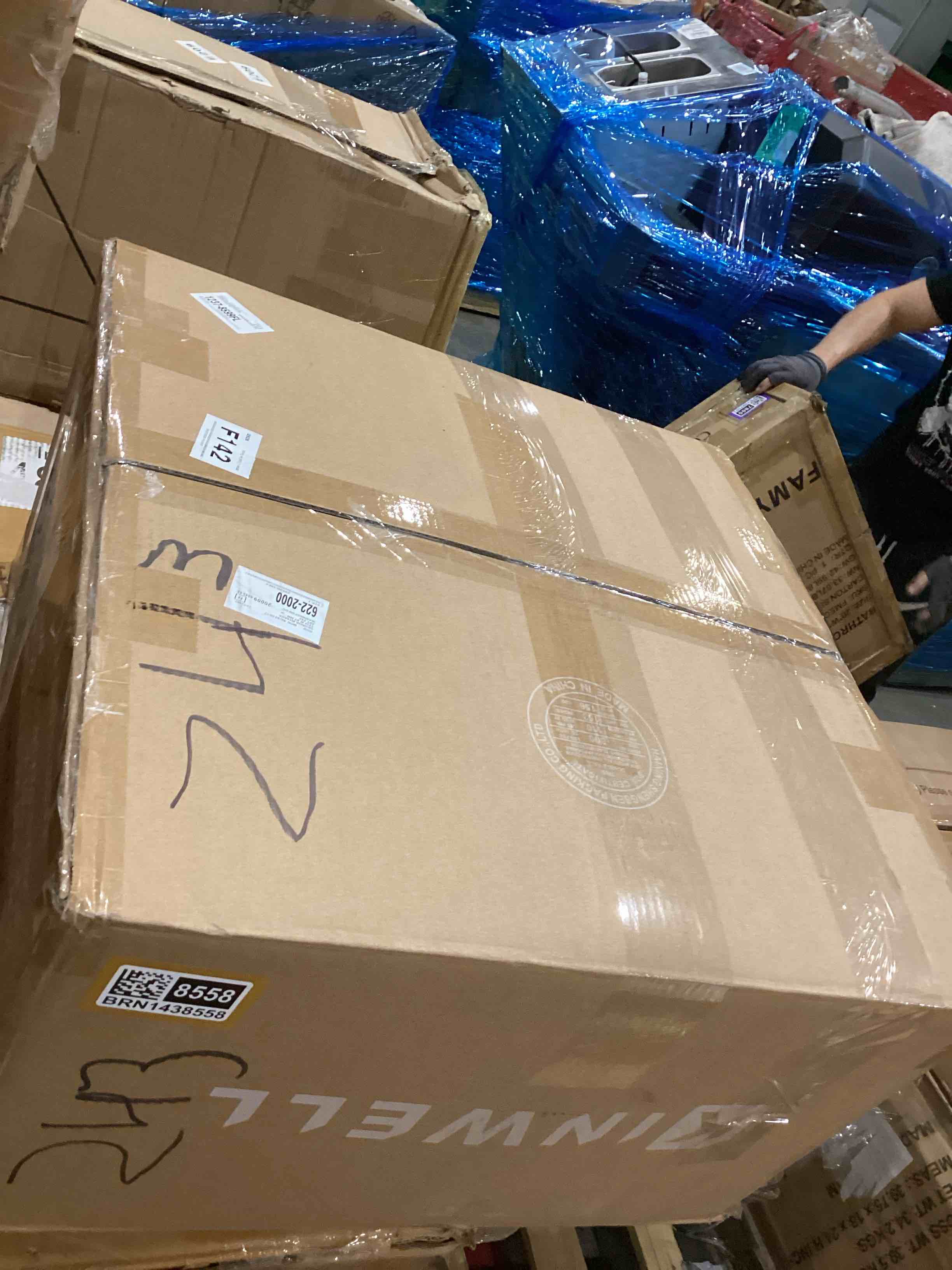 https://s3.amazonaws.com/lotting-images-prod/bidfta/BRN1438558_1753367358799.jpeg