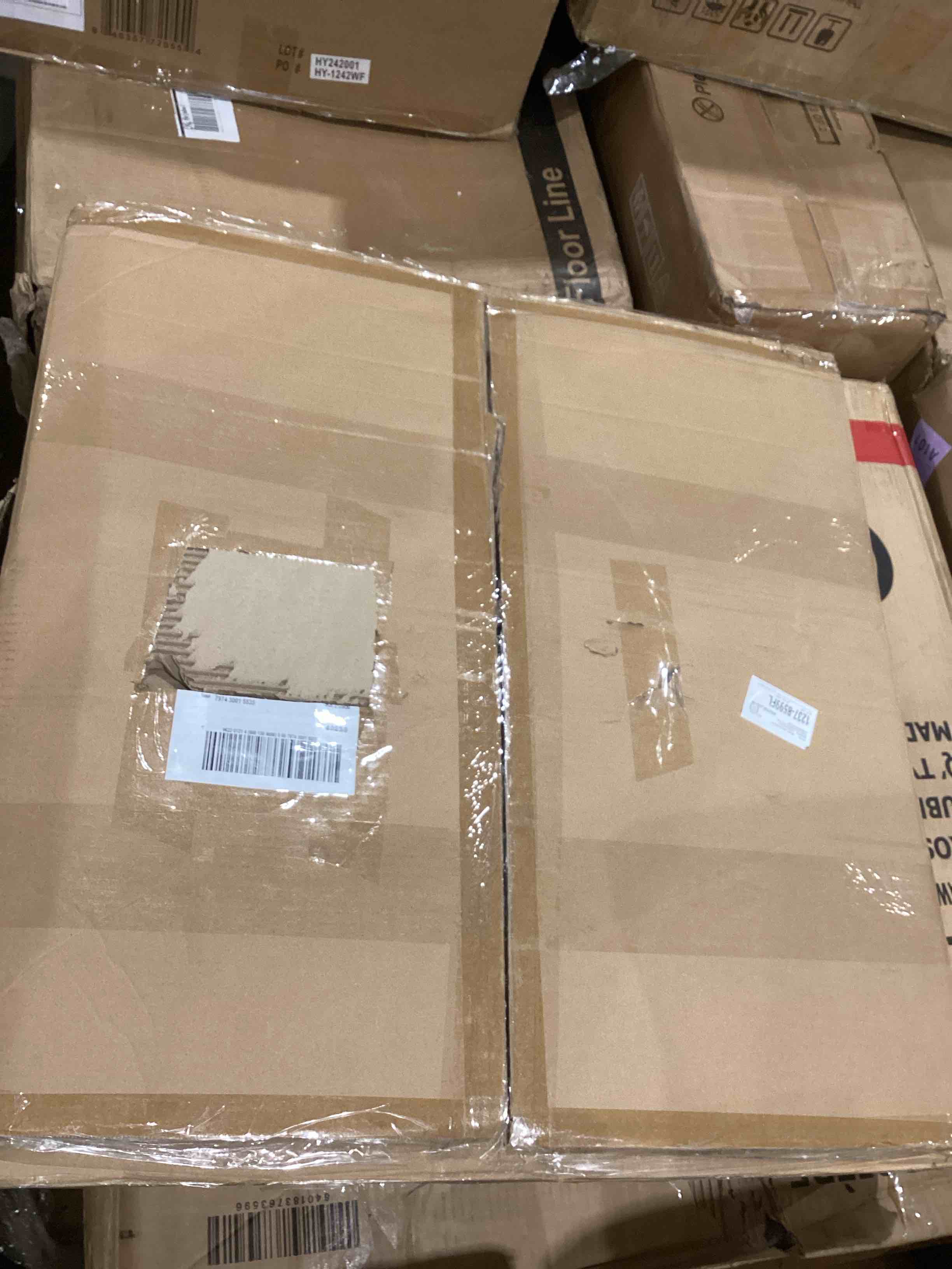 https://s3.amazonaws.com/lotting-images-prod/bidfta/BRN1438657_1753375518622.jpeg