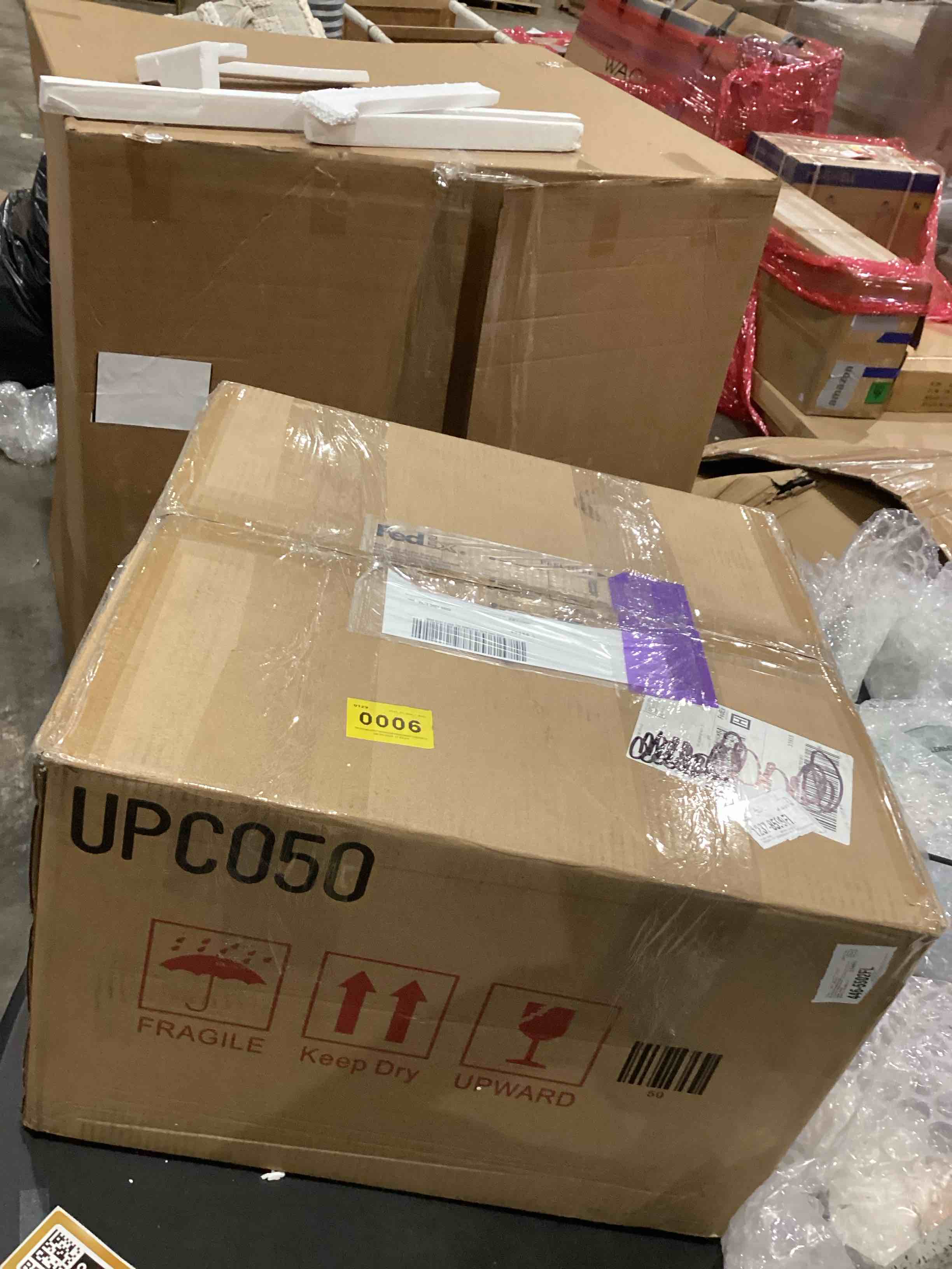 https://s3.amazonaws.com/lotting-images-prod/bidfta/BRN1438687_1753453302730.jpeg