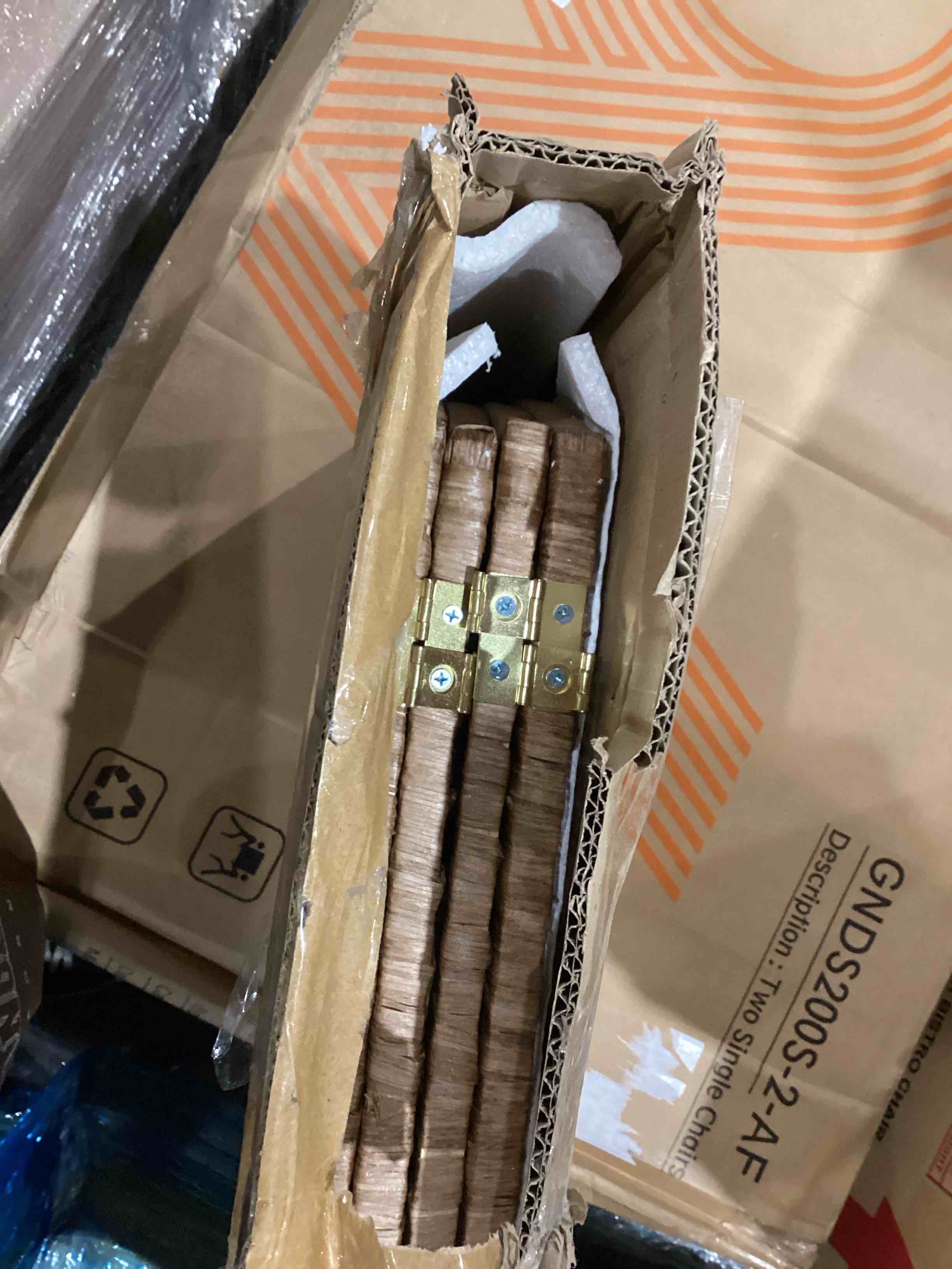 https://s3.amazonaws.com/lotting-images-prod/bidfta/BRN1438700_1753464077431.jpeg