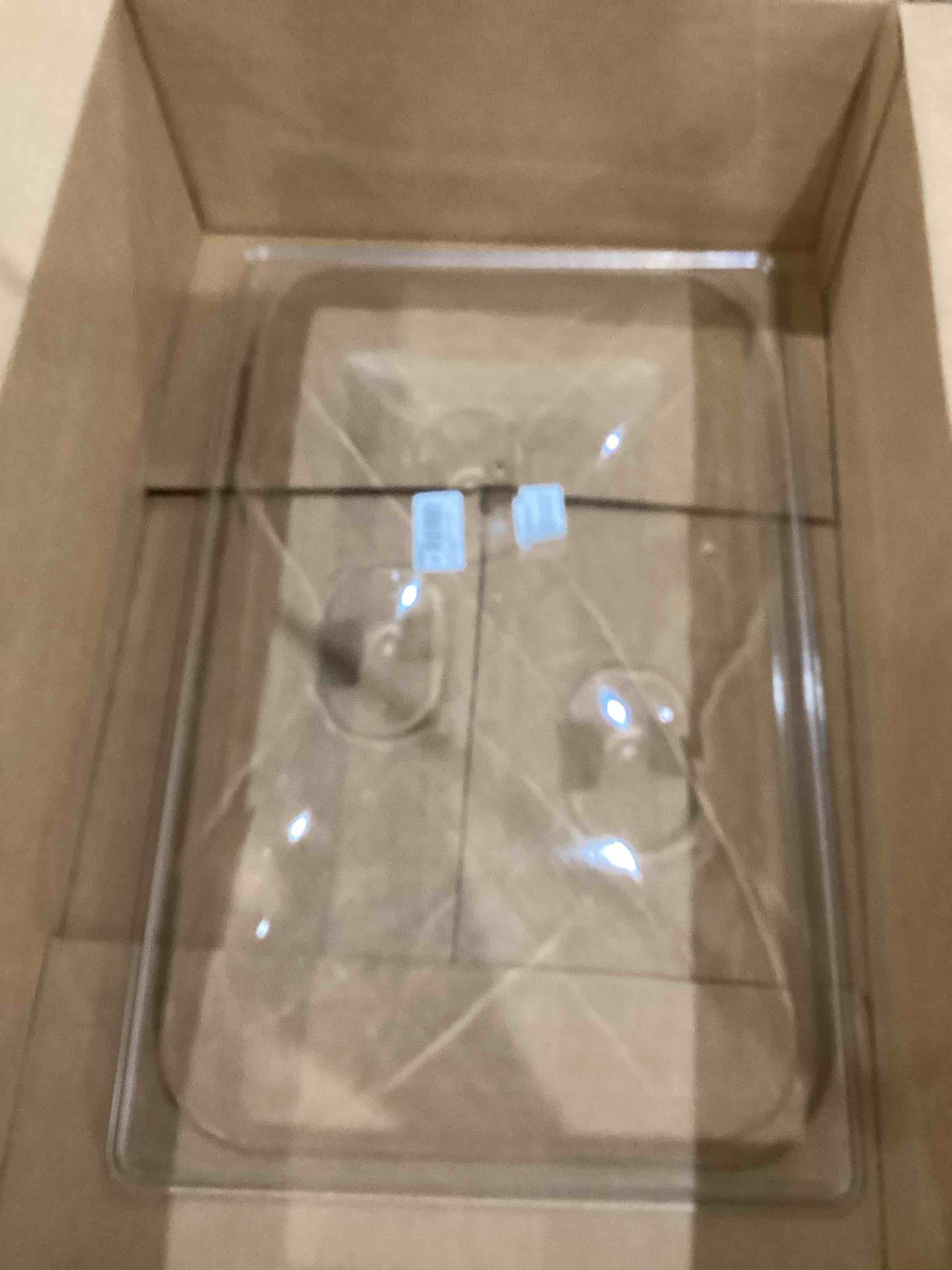https://s3.amazonaws.com/lotting-images-prod/bidfta/BRN1438764_1753456377650.jpeg