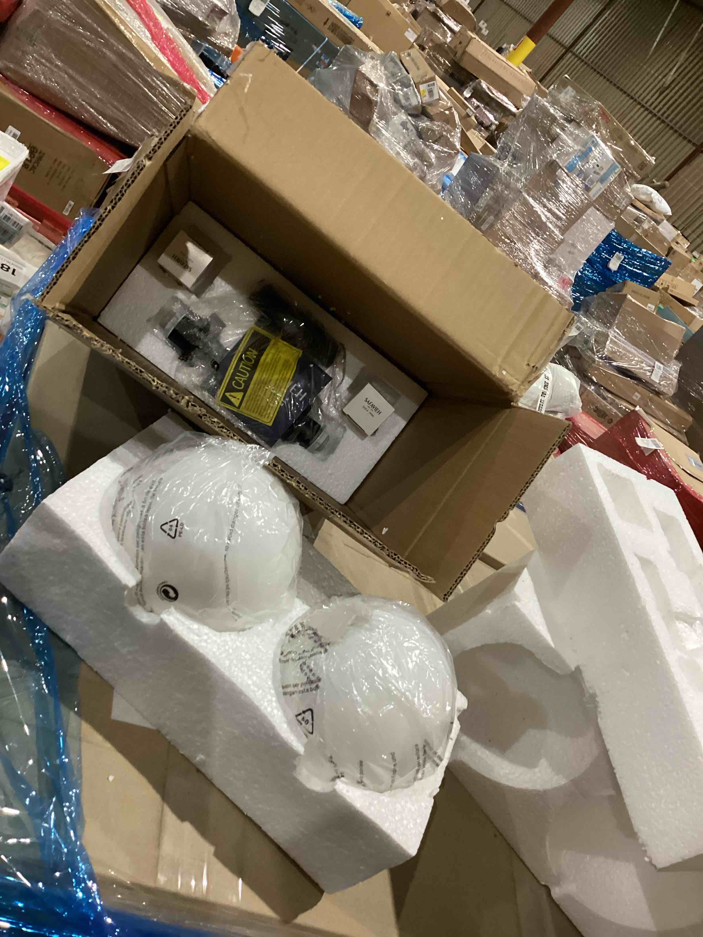 https://s3.amazonaws.com/lotting-images-prod/bidfta/BRN1438818_1753722609890.jpeg
