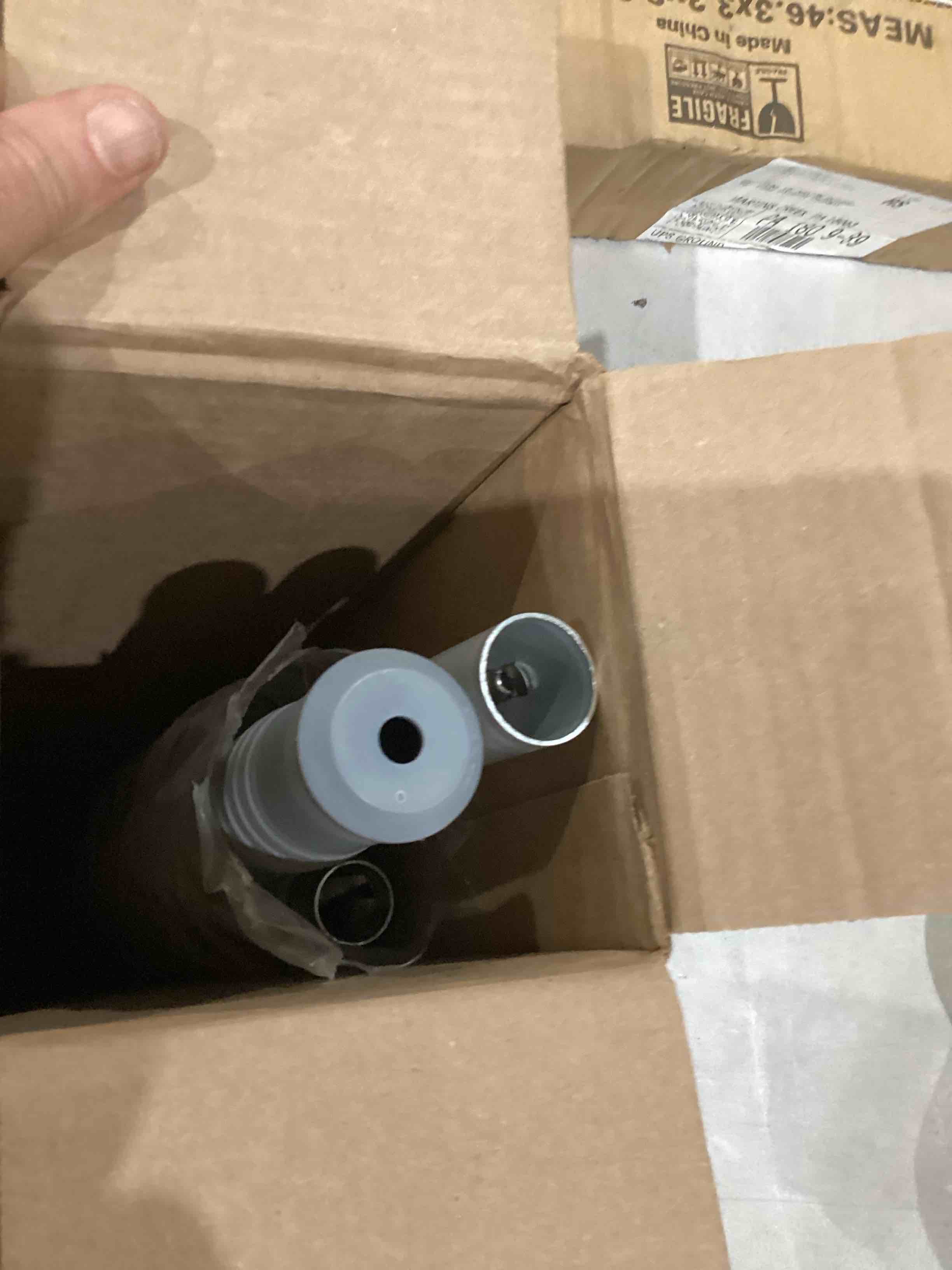 https://s3.amazonaws.com/lotting-images-prod/bidfta/BRN1438996_1753729451628.jpeg