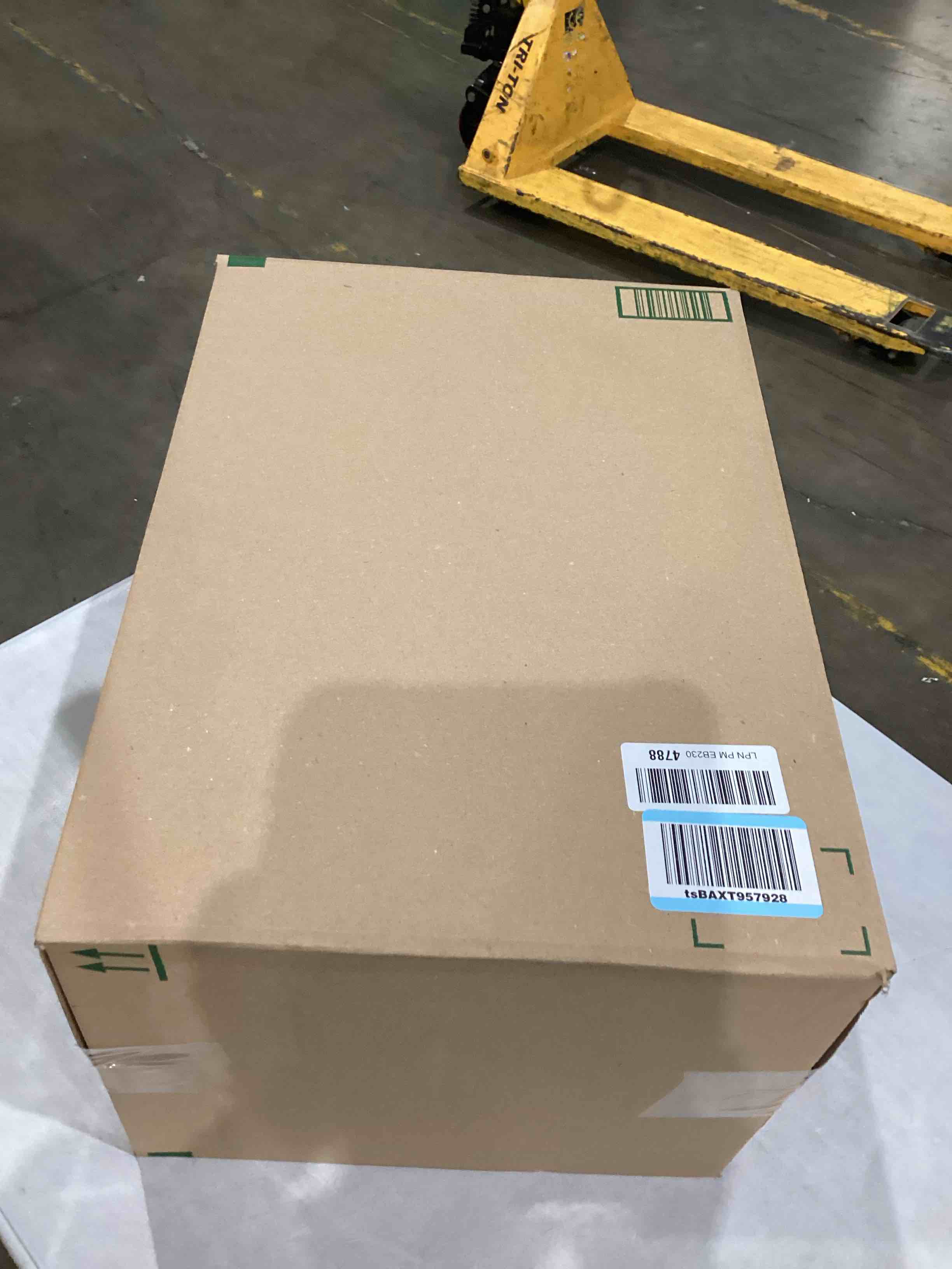 https://s3.amazonaws.com/lotting-images-prod/bidfta/BRN1439300_1753973061606.jpeg