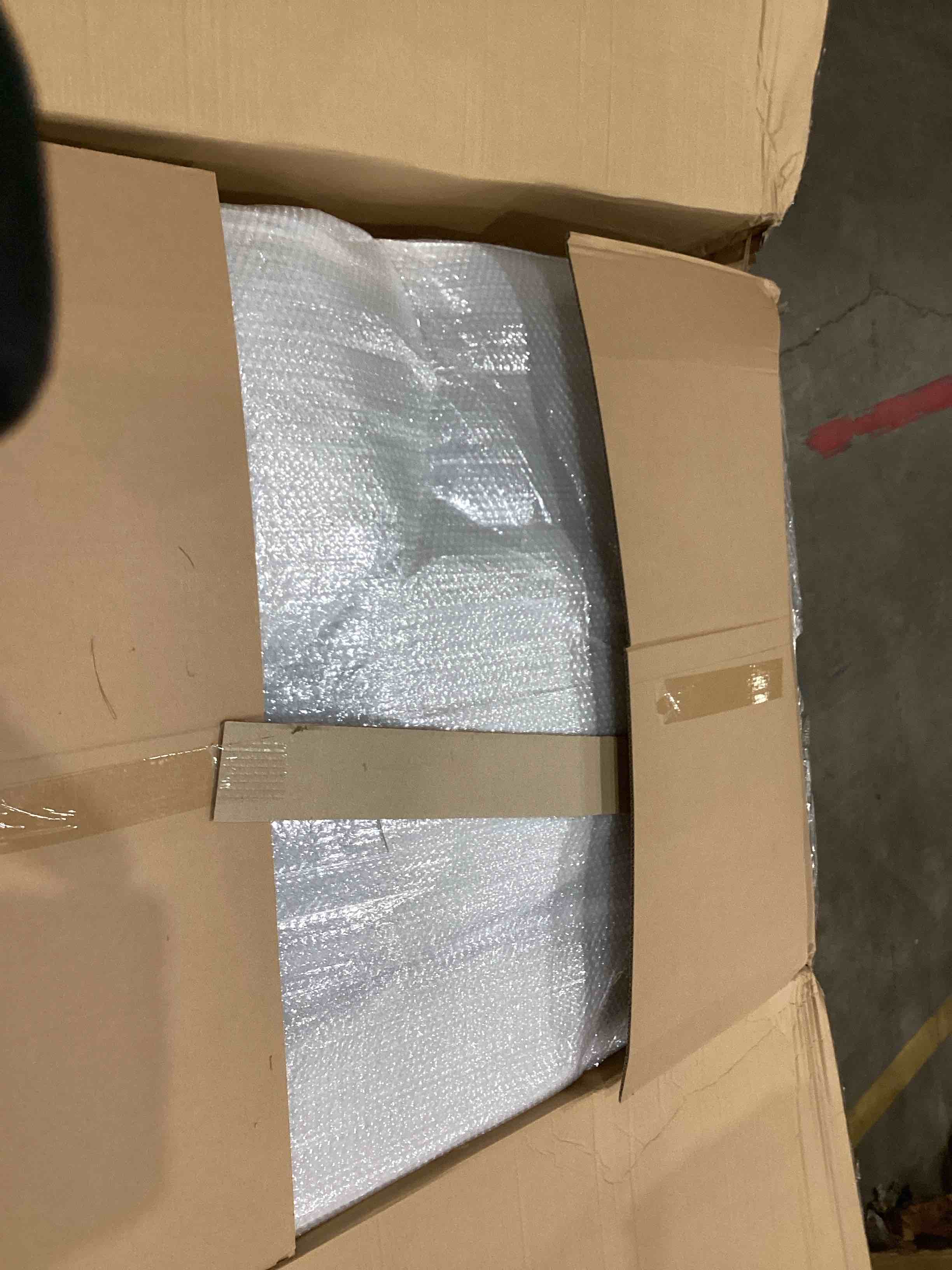 https://s3.amazonaws.com/lotting-images-prod/bidfta/BRN1439326_1753983600244.jpeg