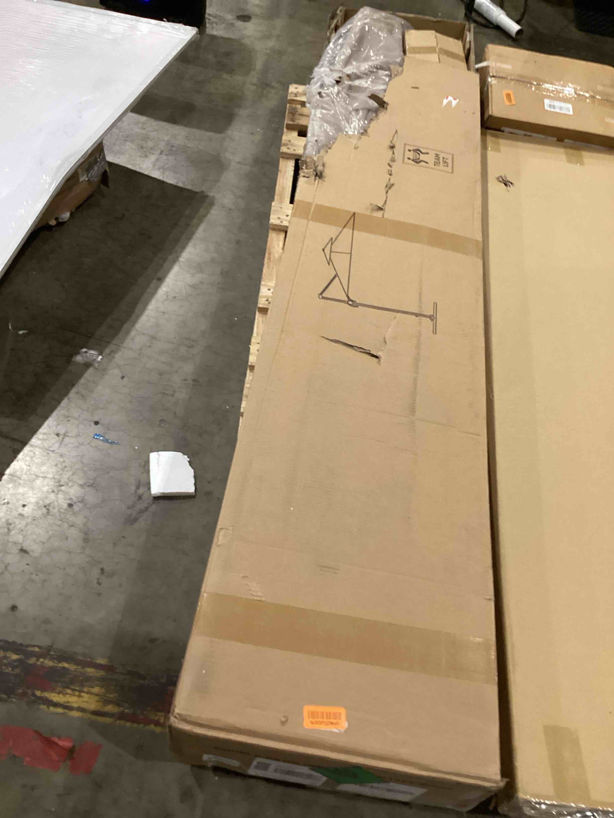 https://s3.amazonaws.com/lotting-images-prod/bidfta/BRN1439481_1754401286718.jpeg