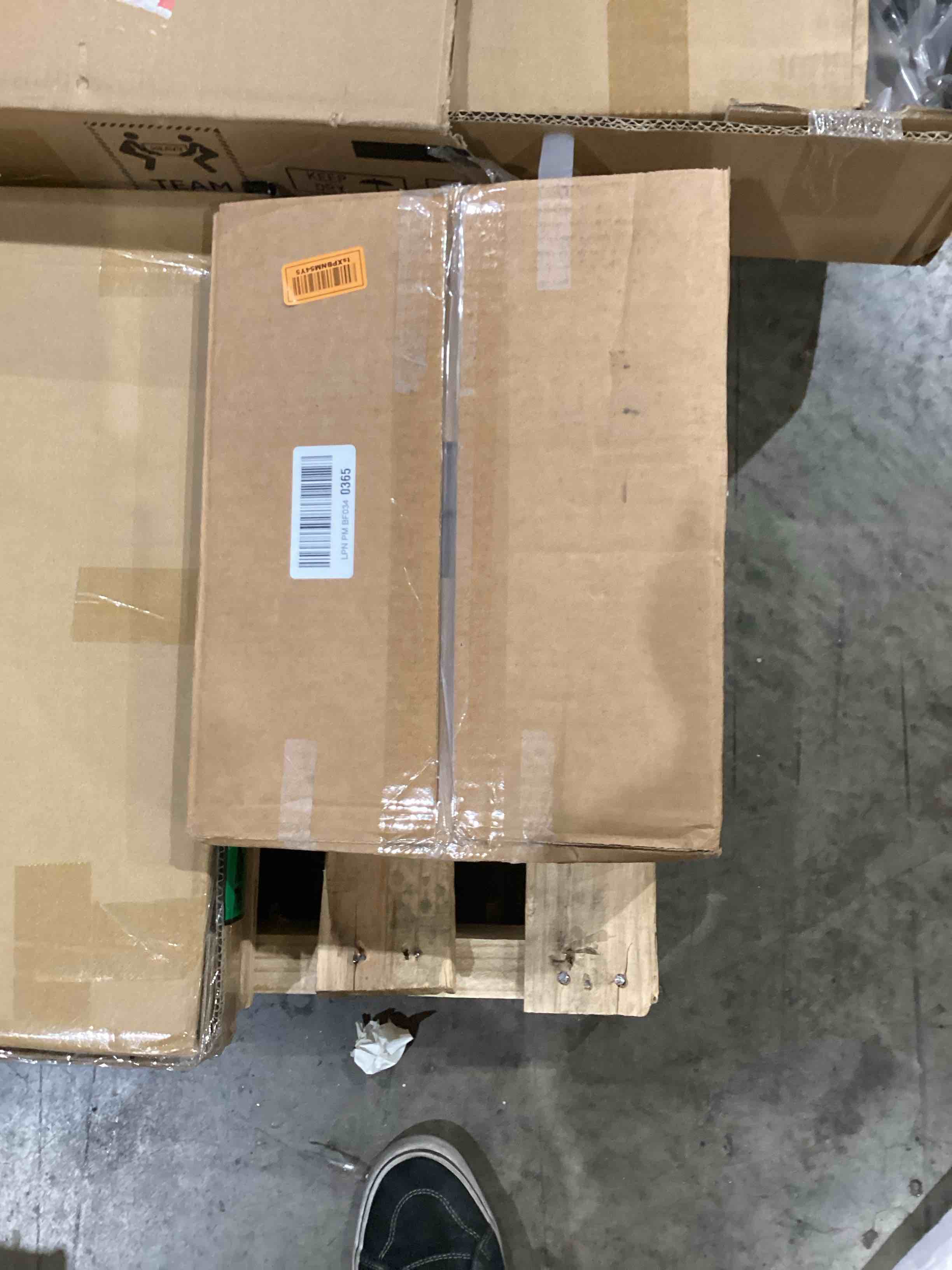 https://s3.amazonaws.com/lotting-images-prod/bidfta/BRN1439482_1754401389686.jpeg