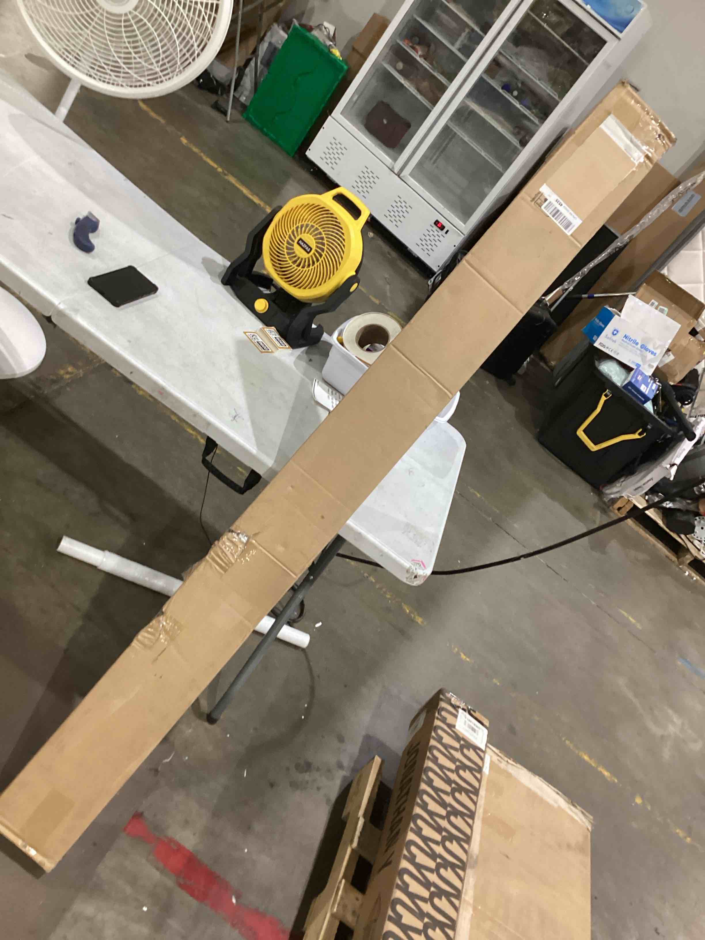 https://s3.amazonaws.com/lotting-images-prod/bidfta/BRN1439569_1754501963813.jpeg