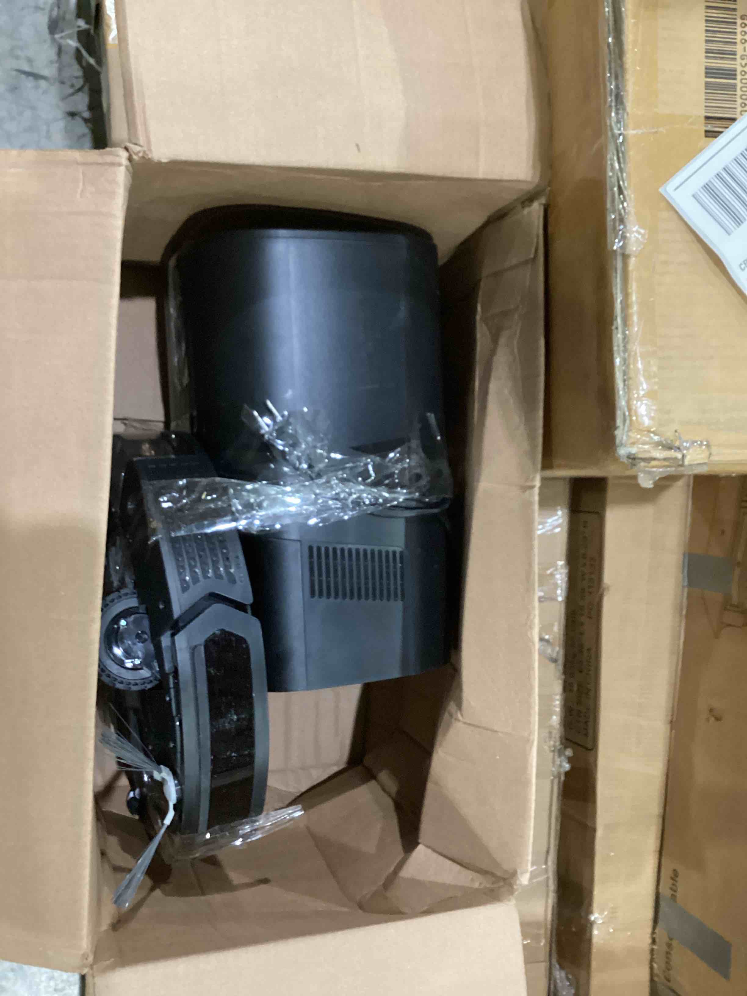 https://s3.amazonaws.com/lotting-images-prod/bidfta/BRN1439641_1754657607149.jpeg