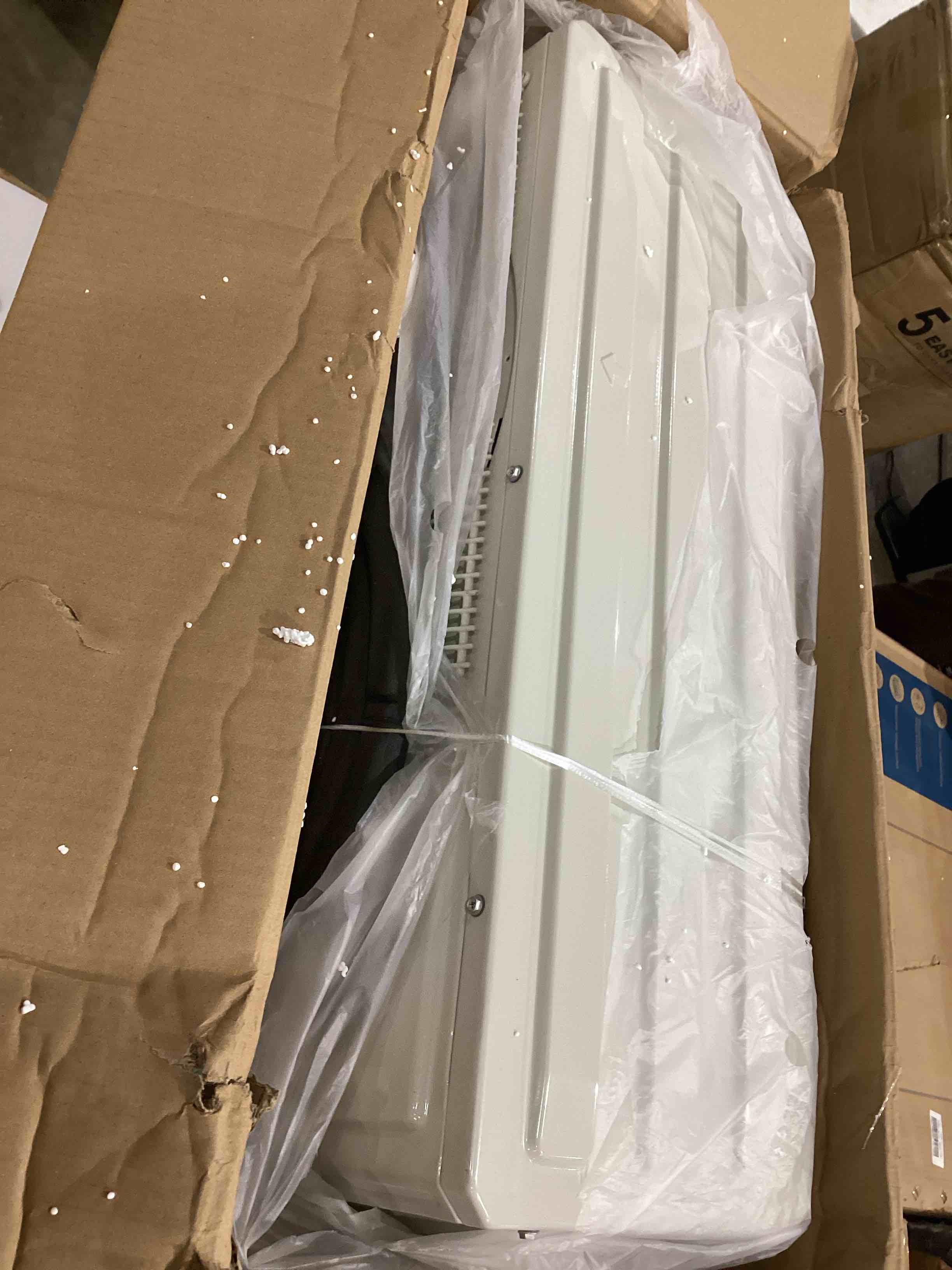 https://s3.amazonaws.com/lotting-images-prod/bidfta/BRN1439655_1754577251025.jpeg