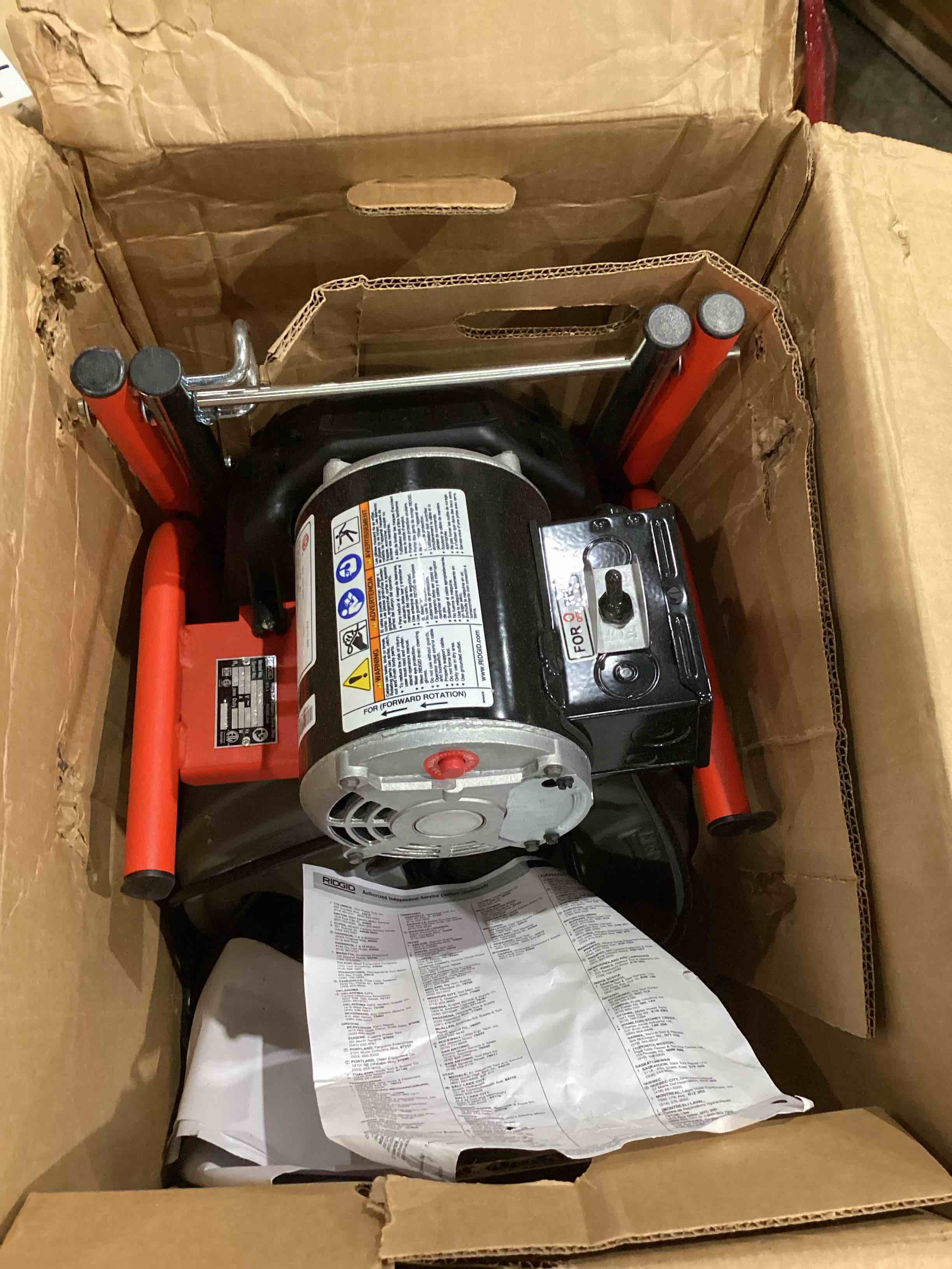 https://s3.amazonaws.com/lotting-images-prod/bidfta/BRN1439656_1754577685558.jpeg