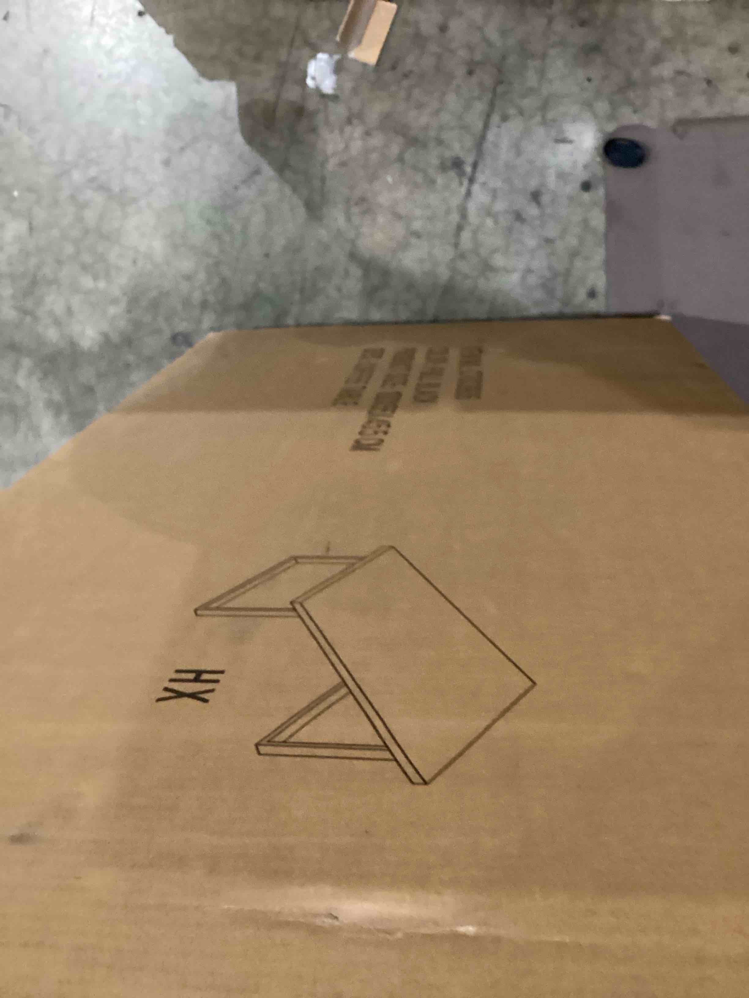 https://s3.amazonaws.com/lotting-images-prod/bidfta/BRN1439712_1754587909614.jpeg