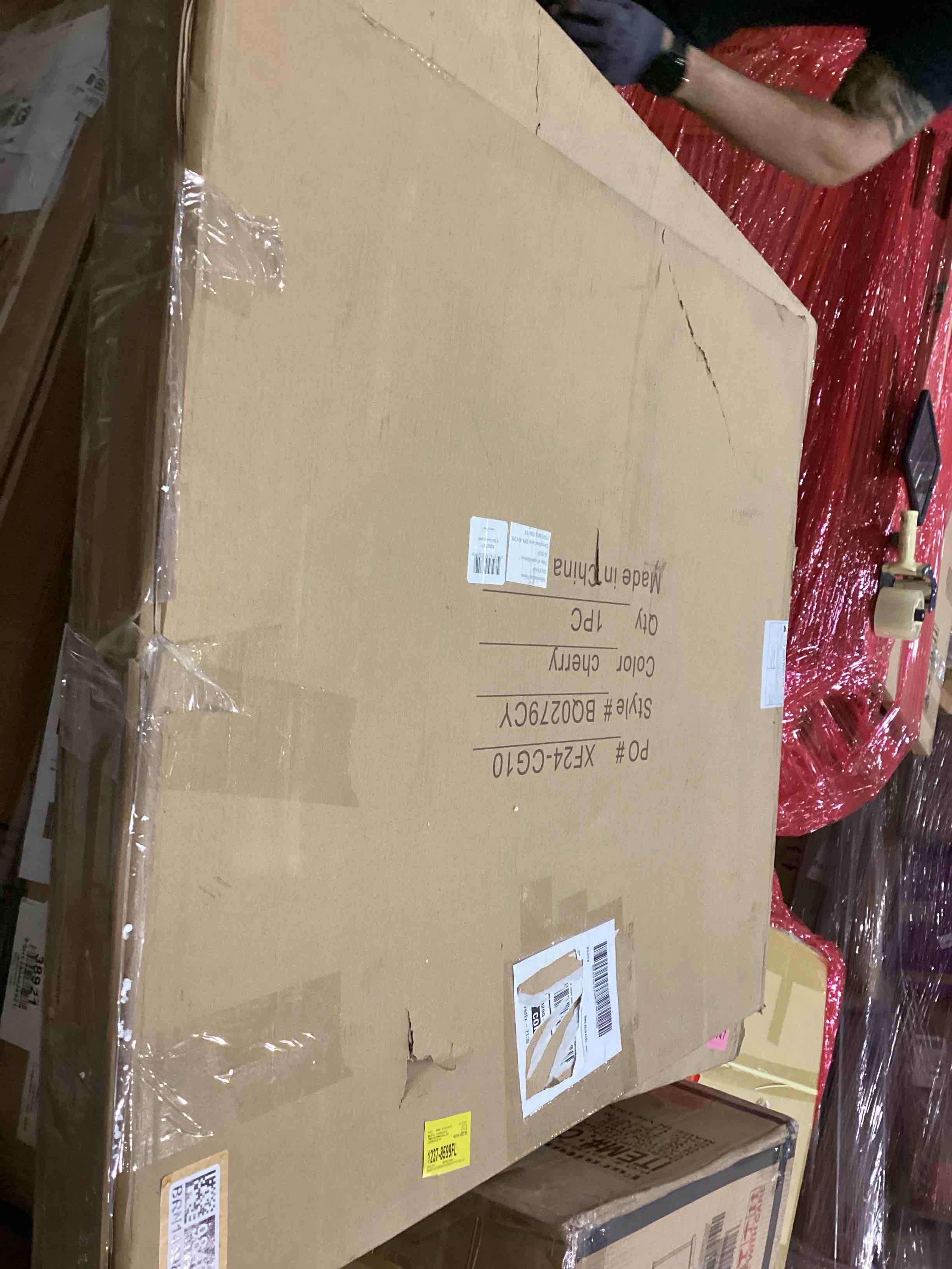 https://s3.amazonaws.com/lotting-images-prod/bidfta/BRN1439840_1754920814538.jpeg