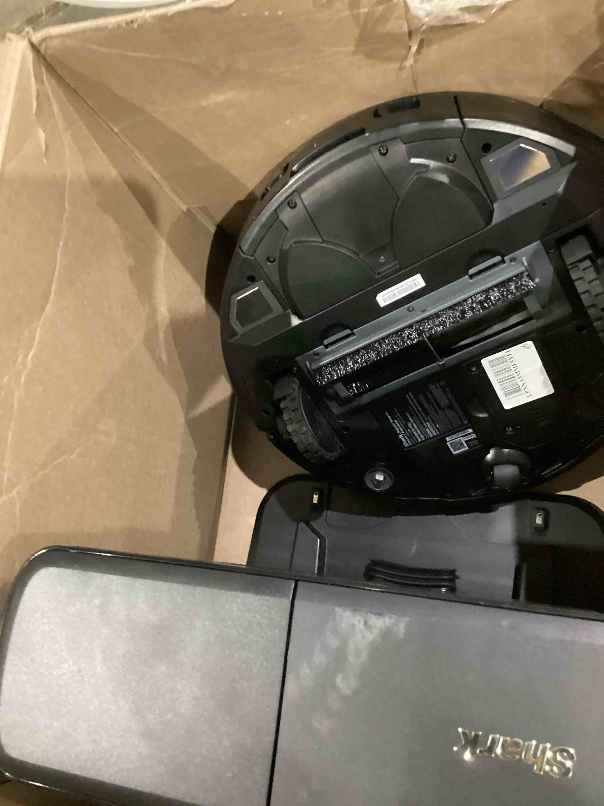 https://s3.amazonaws.com/lotting-images-prod/bidfta/BRN1439929_1754912312044.jpeg