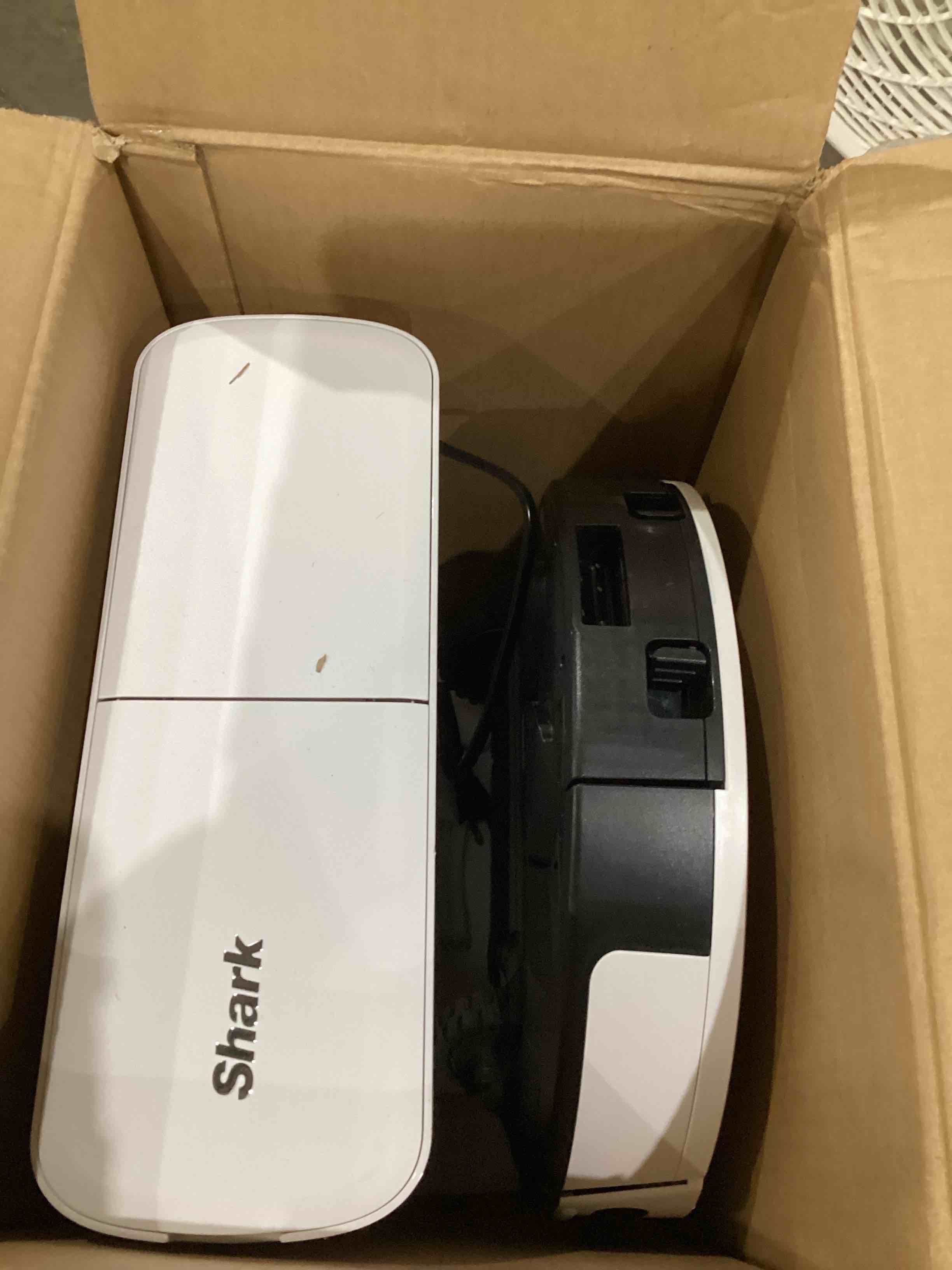 https://s3.amazonaws.com/lotting-images-prod/bidfta/BRN1439930_1754912551273.jpeg