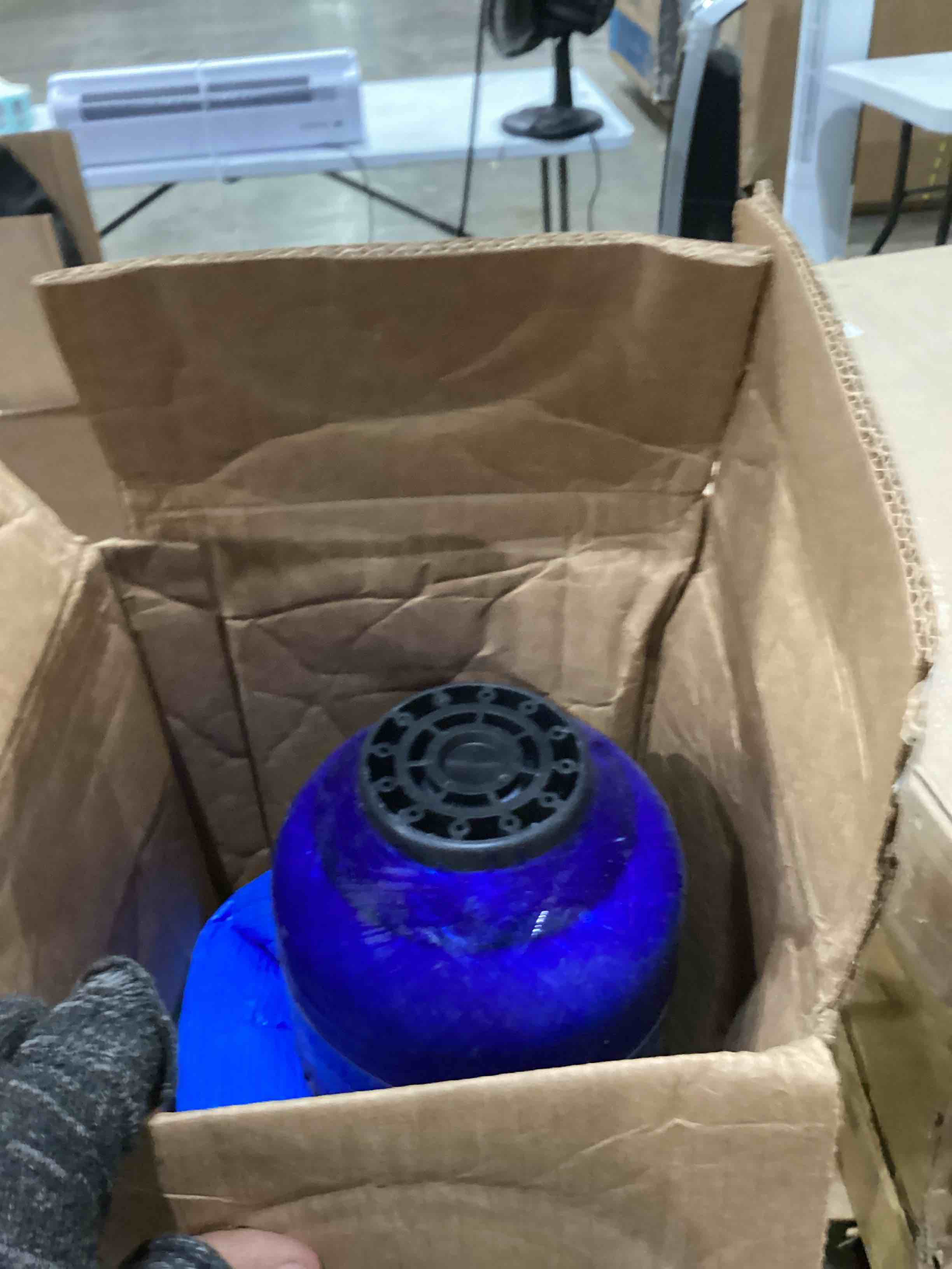 https://s3.amazonaws.com/lotting-images-prod/bidfta/BRN1440147_1755008022992.jpeg