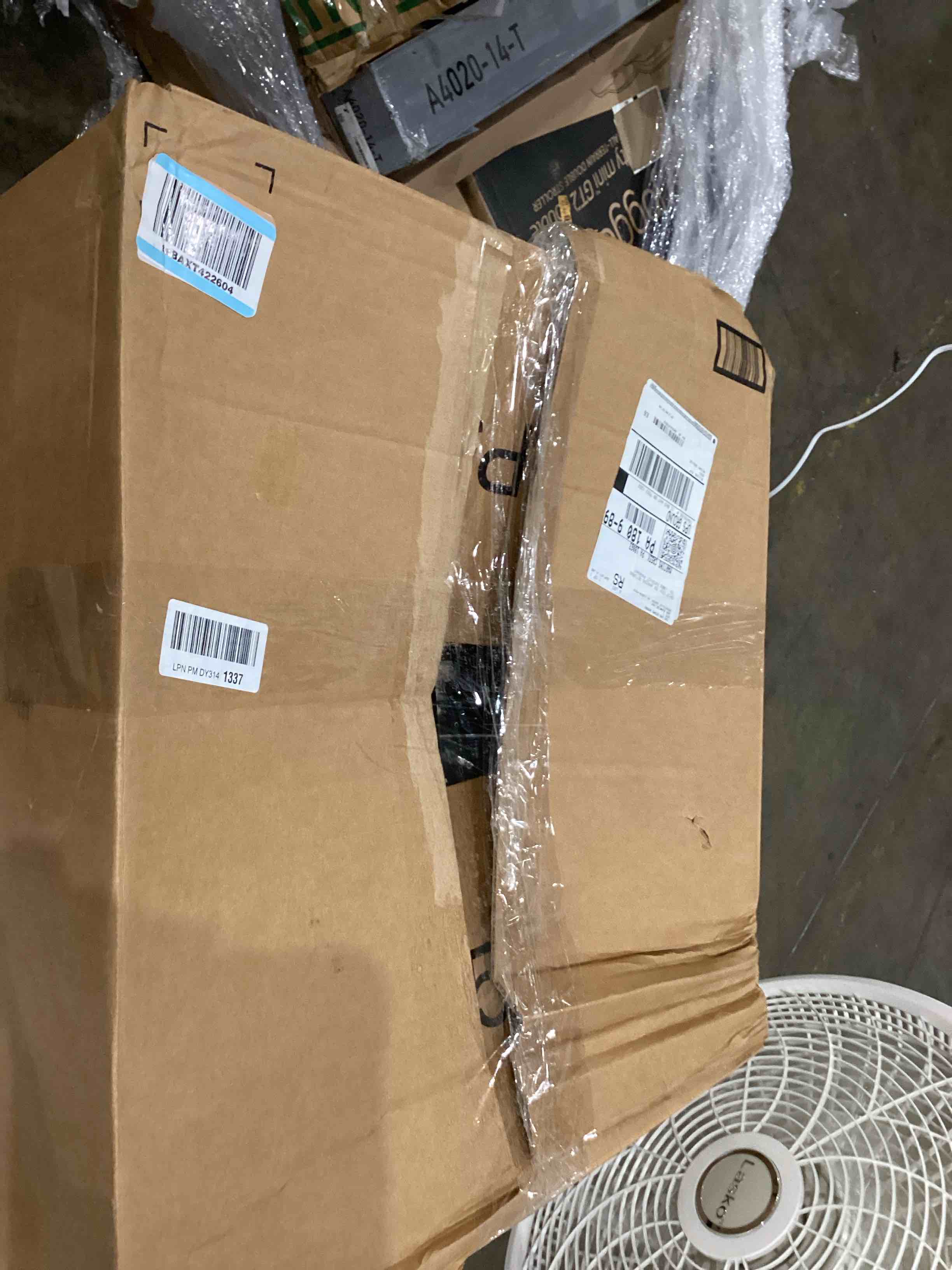 https://s3.amazonaws.com/lotting-images-prod/bidfta/BRN1440390_1755258914441.jpeg