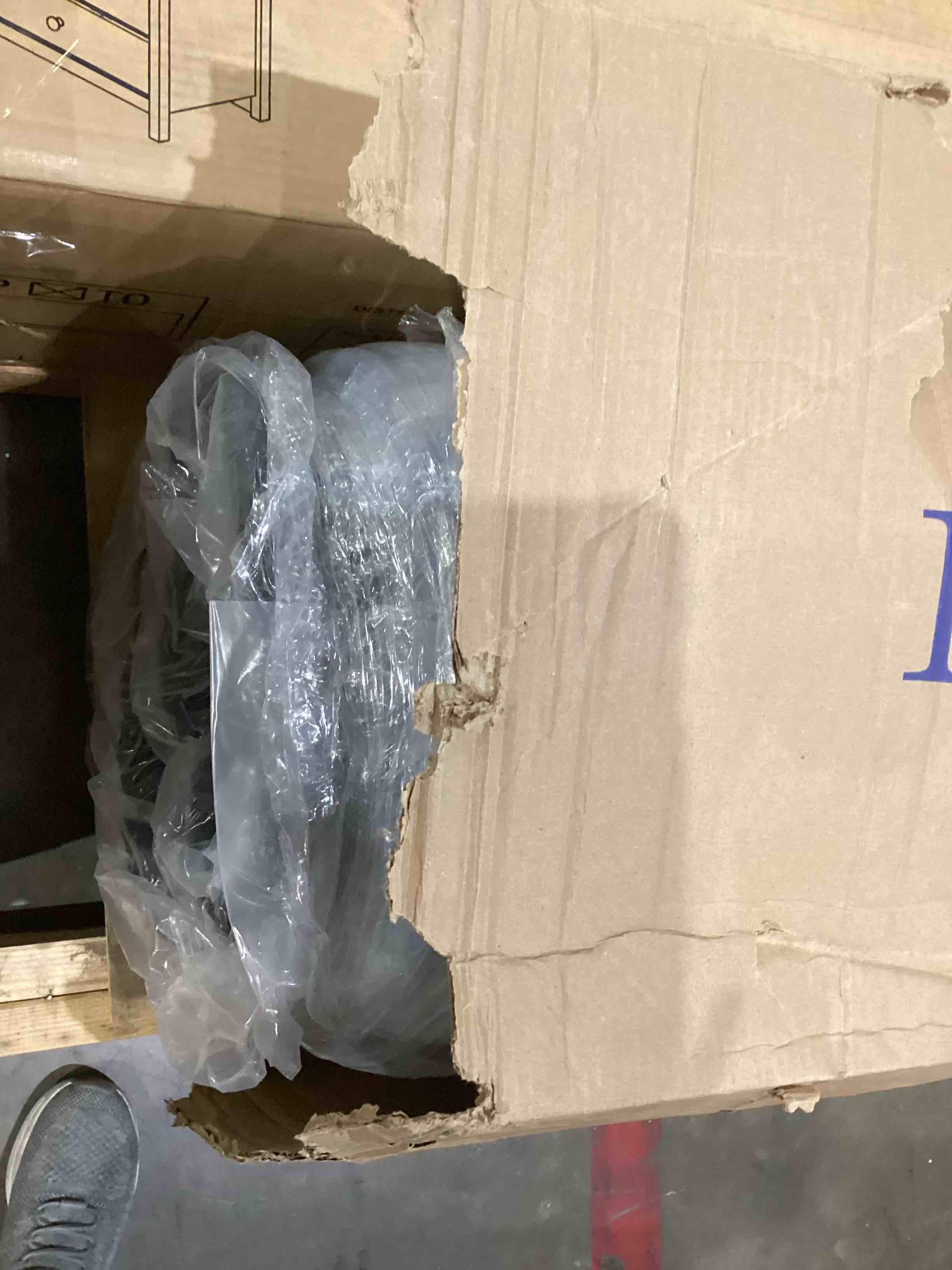 https://s3.amazonaws.com/lotting-images-prod/bidfta/BRN1440448_1755269915393.jpeg