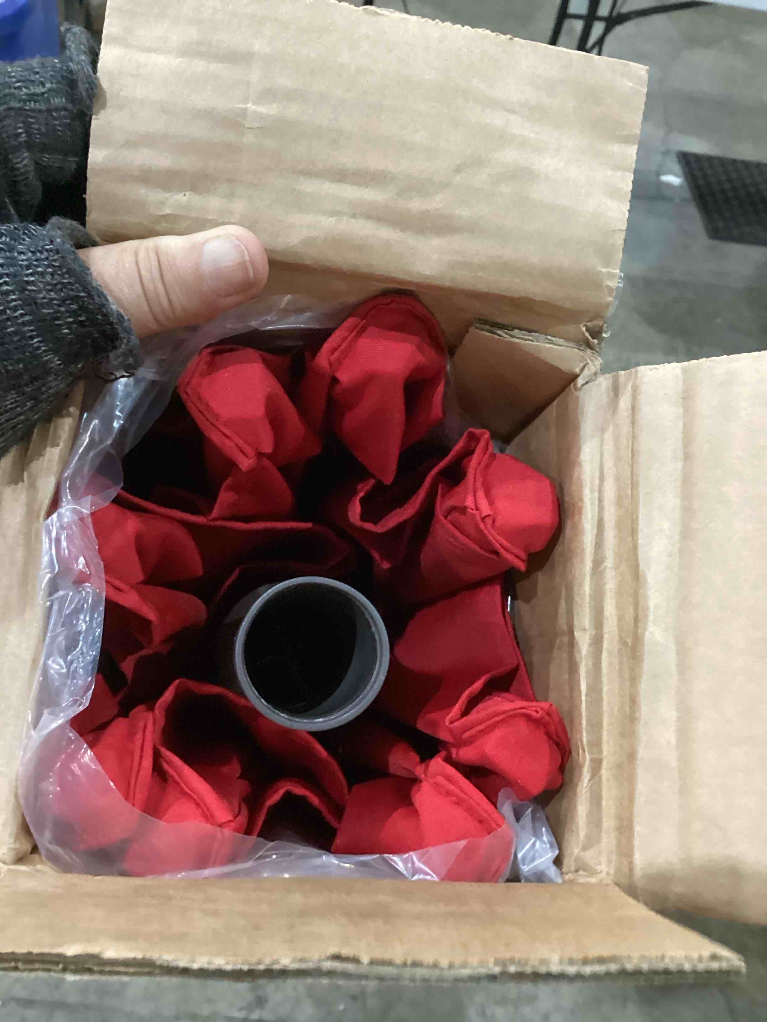 https://s3.amazonaws.com/lotting-images-prod/bidfta/BRN1440632_1755543791410.jpeg
