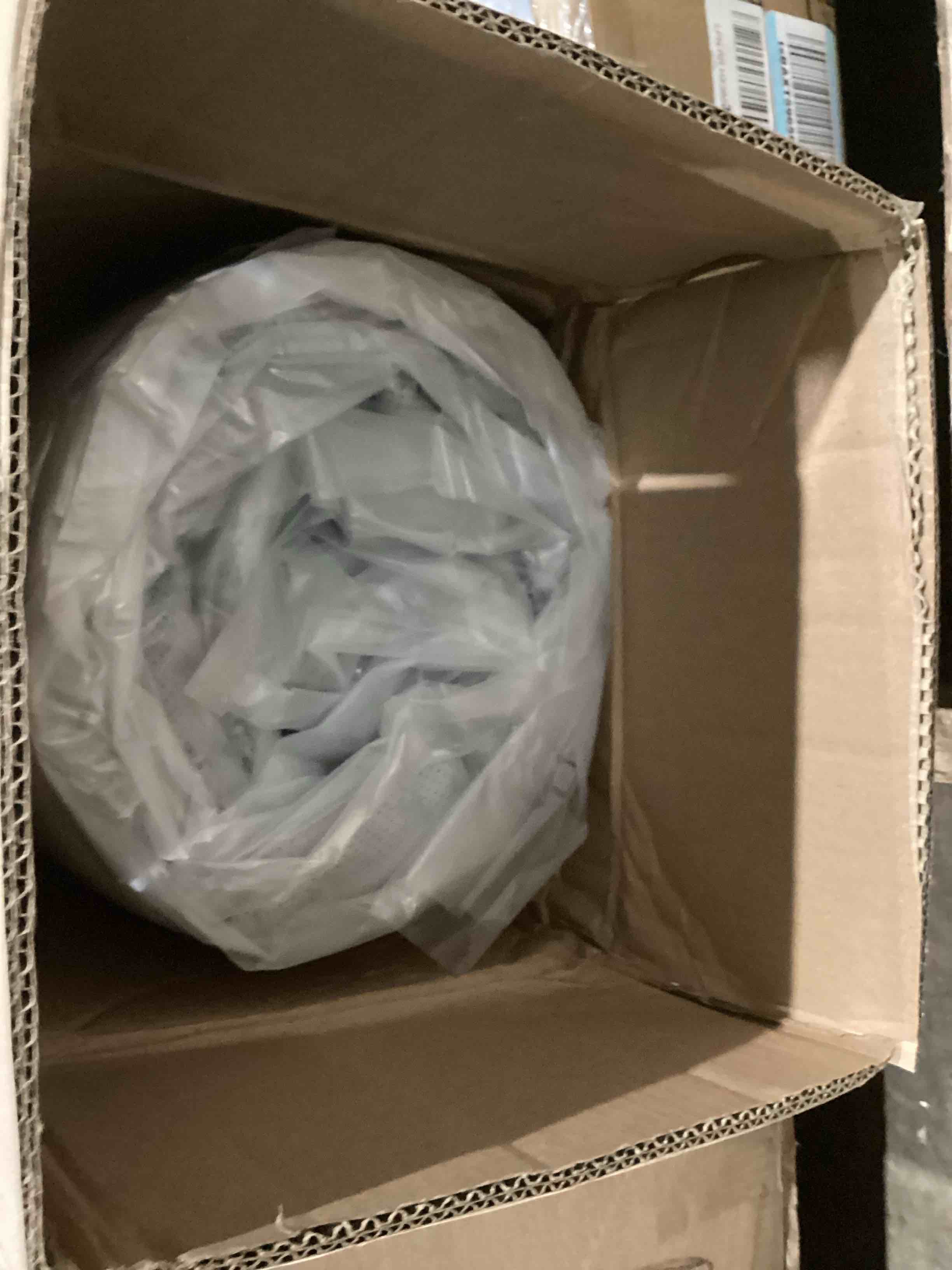 https://s3.amazonaws.com/lotting-images-prod/bidfta/BRN1440911_1755788634516.jpeg