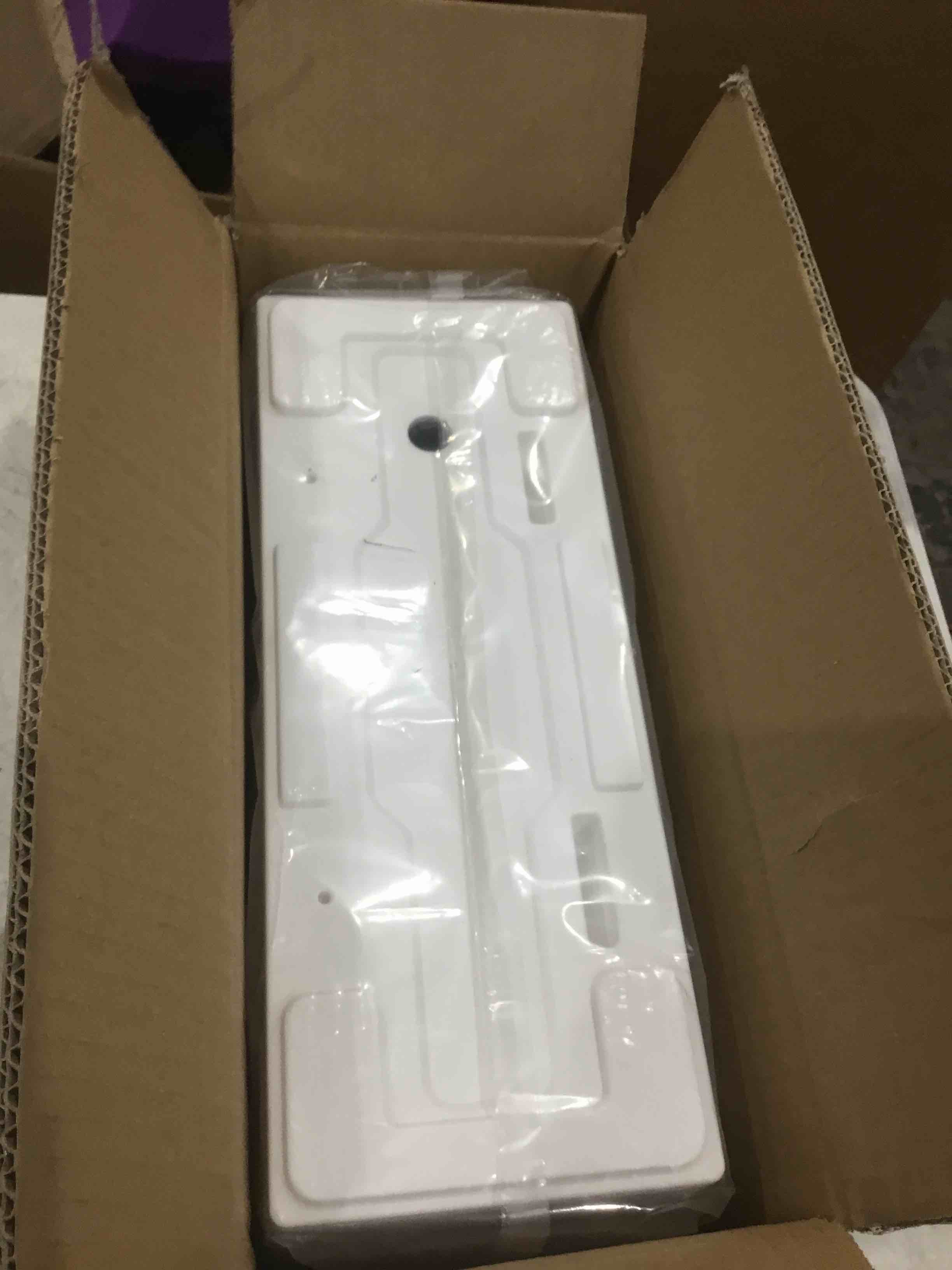 https://s3.amazonaws.com/lotting-images-prod/bidfta/BRN1444914_1743778494196.jpeg