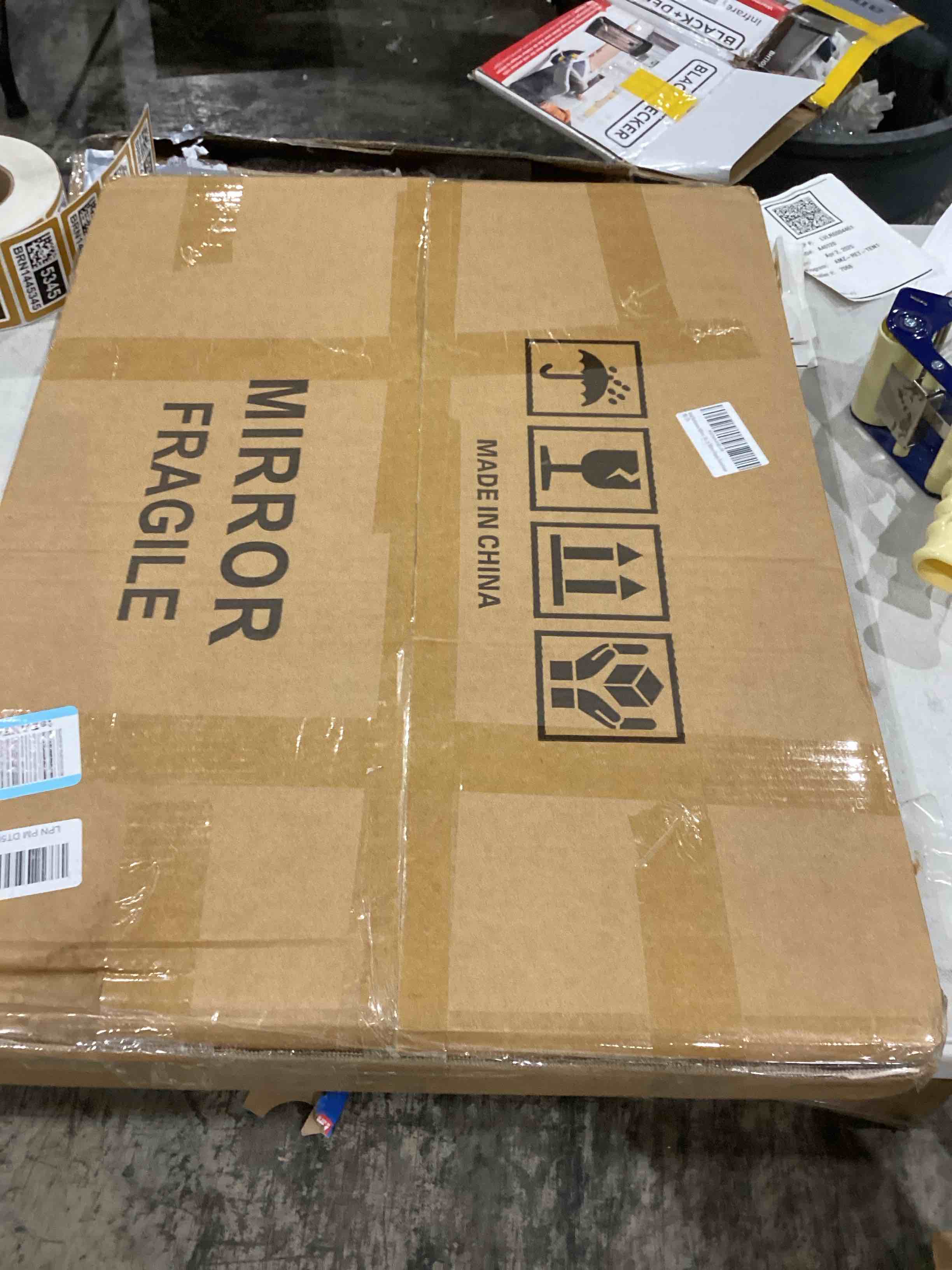 https://s3.amazonaws.com/lotting-images-prod/bidfta/BRN1445336_1744134809337.jpeg