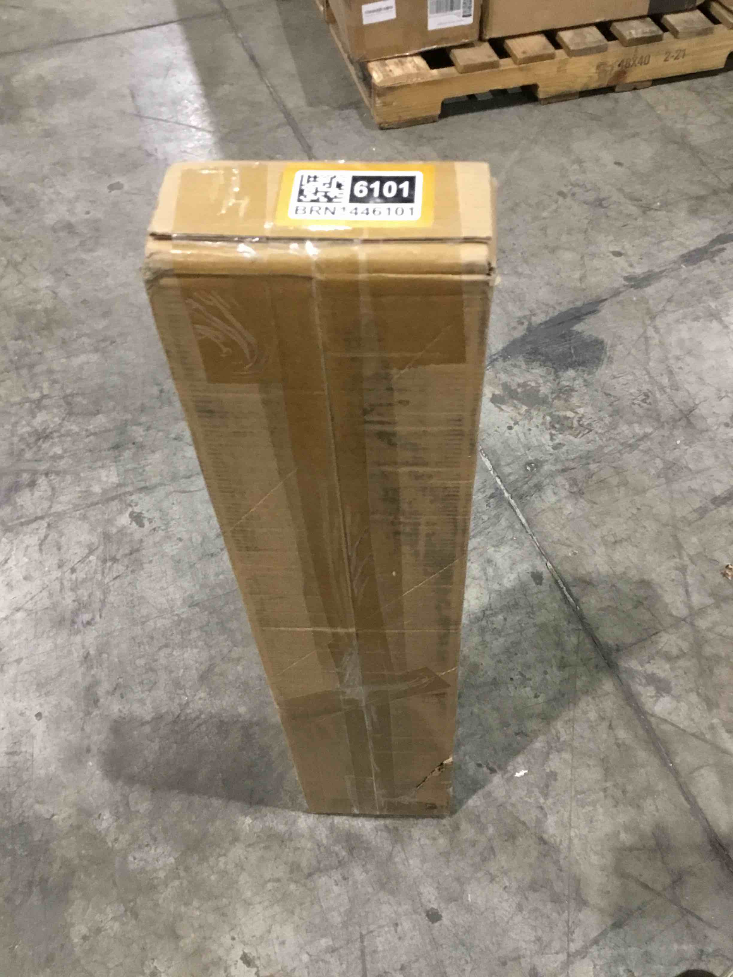 https://s3.amazonaws.com/lotting-images-prod/bidfta/BRN1446101_1744995458086.jpeg