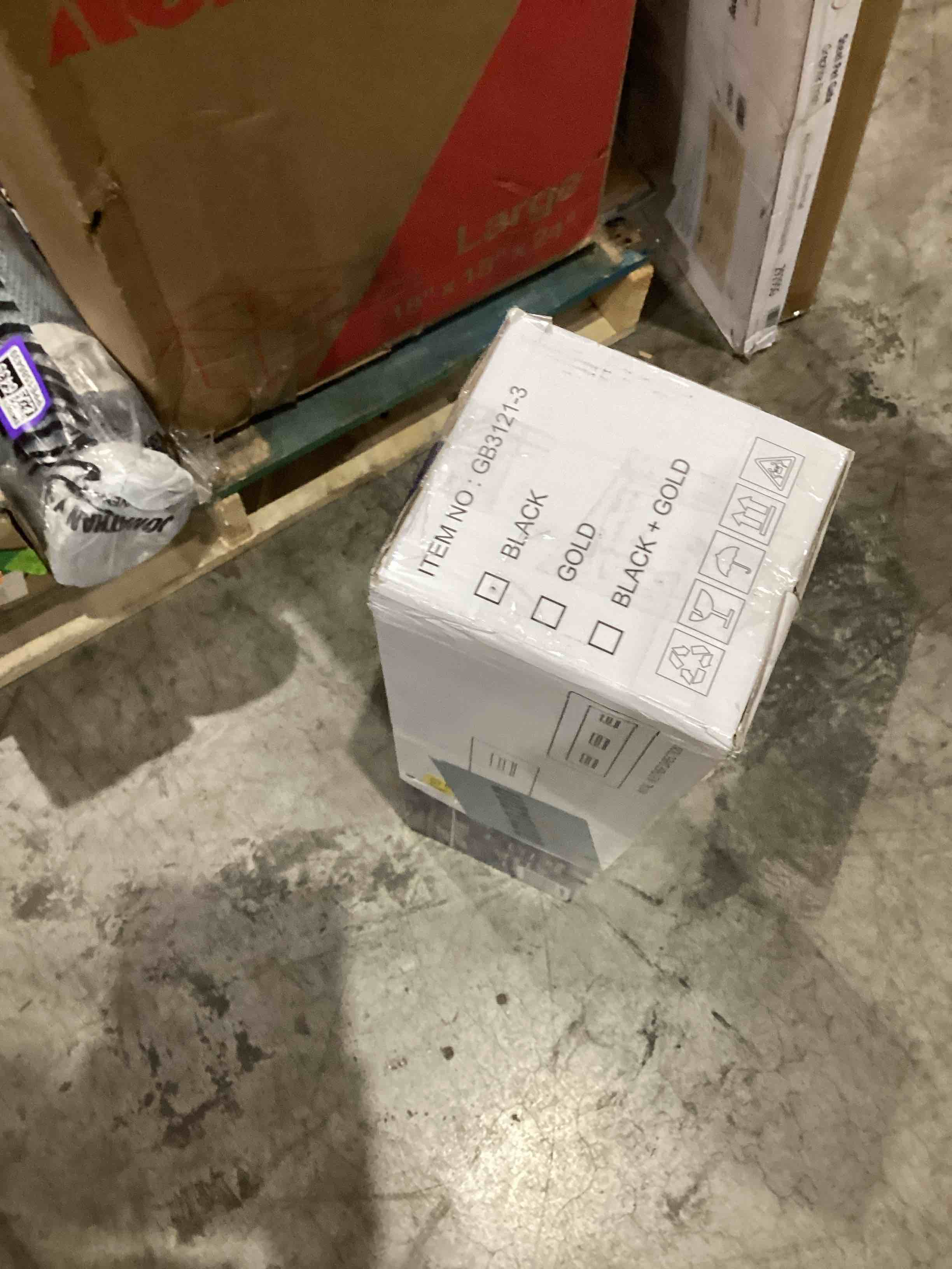 https://s3.amazonaws.com/lotting-images-prod/bidfta/BRN1446428_1746022922733.jpeg