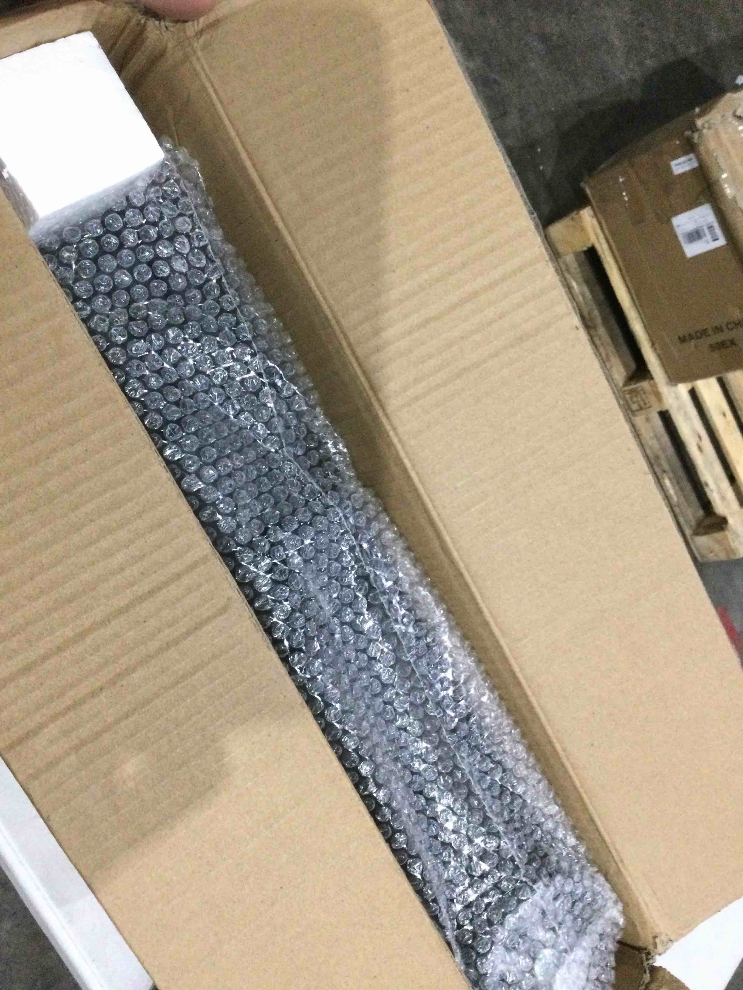 https://s3.amazonaws.com/lotting-images-prod/bidfta/BRN1446679_1745605612700.jpeg