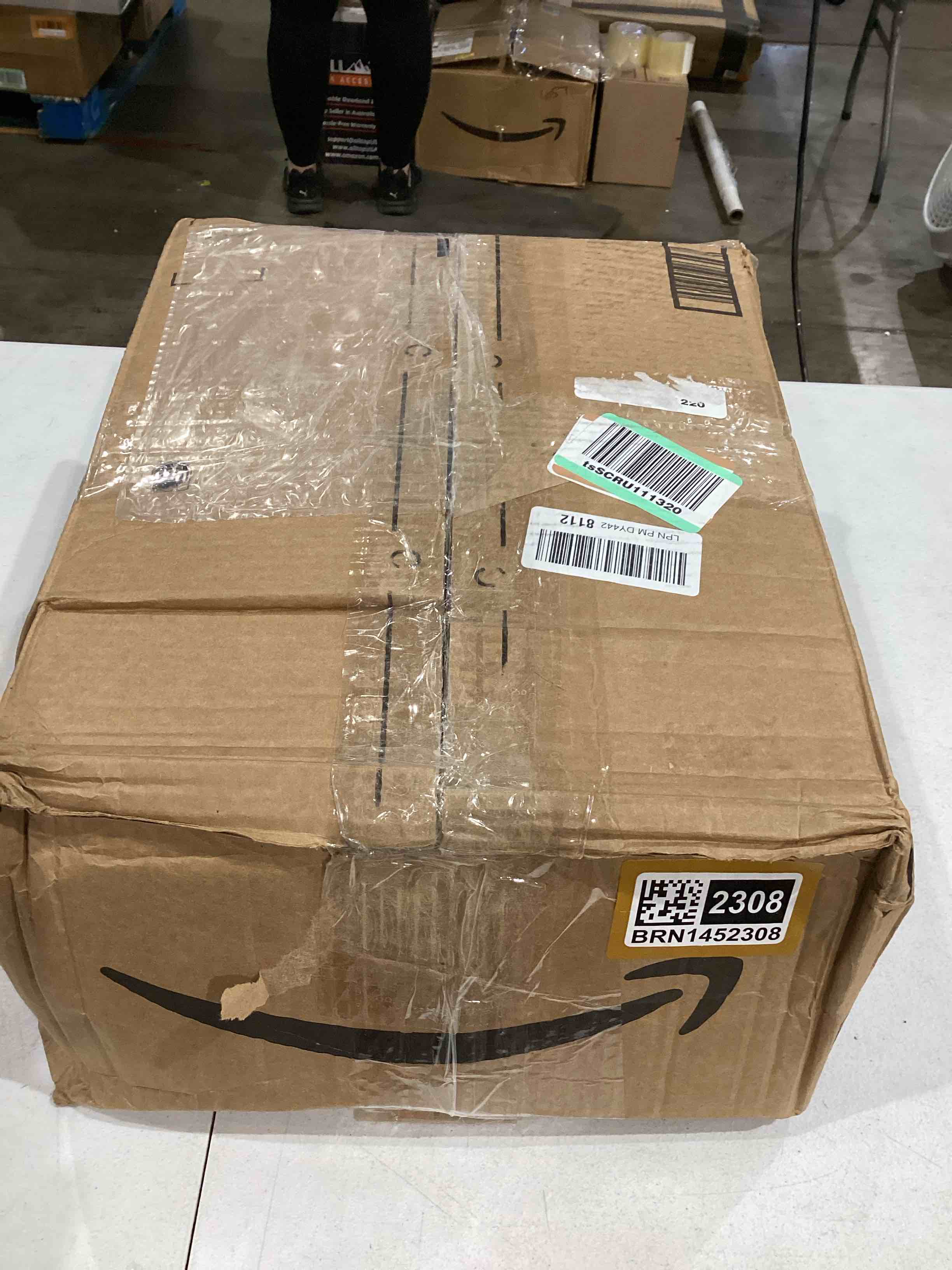 https://s3.amazonaws.com/lotting-images-prod/bidfta/BRN1452308_1751481356572.jpeg