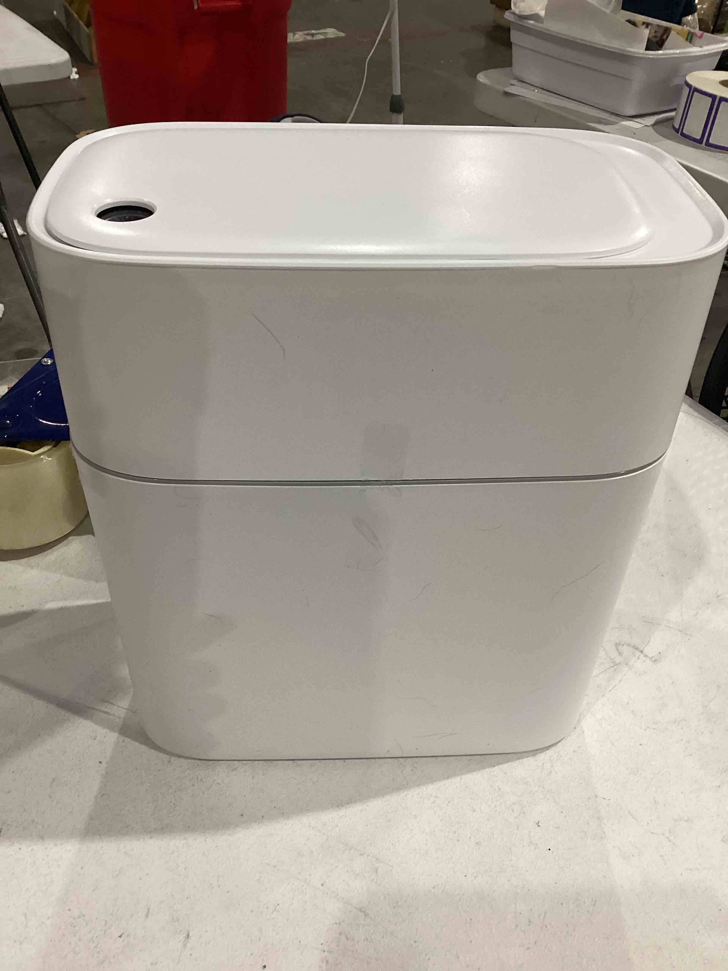 https://s3.amazonaws.com/lotting-images-prod/bidfta/BRN1452775_1752494933963.jpeg