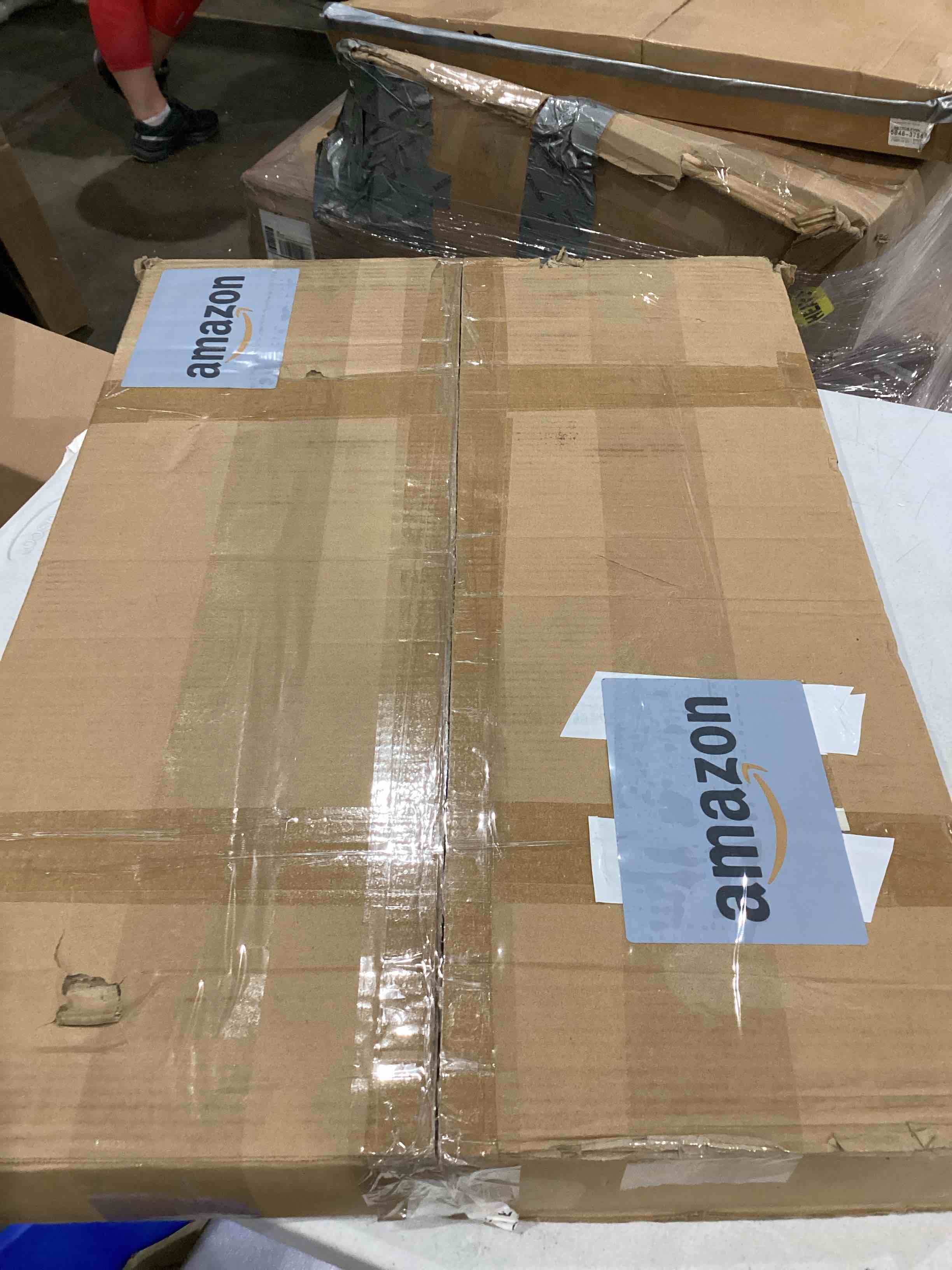 https://s3.amazonaws.com/lotting-images-prod/bidfta/BRN1452979_1755197996729.jpeg