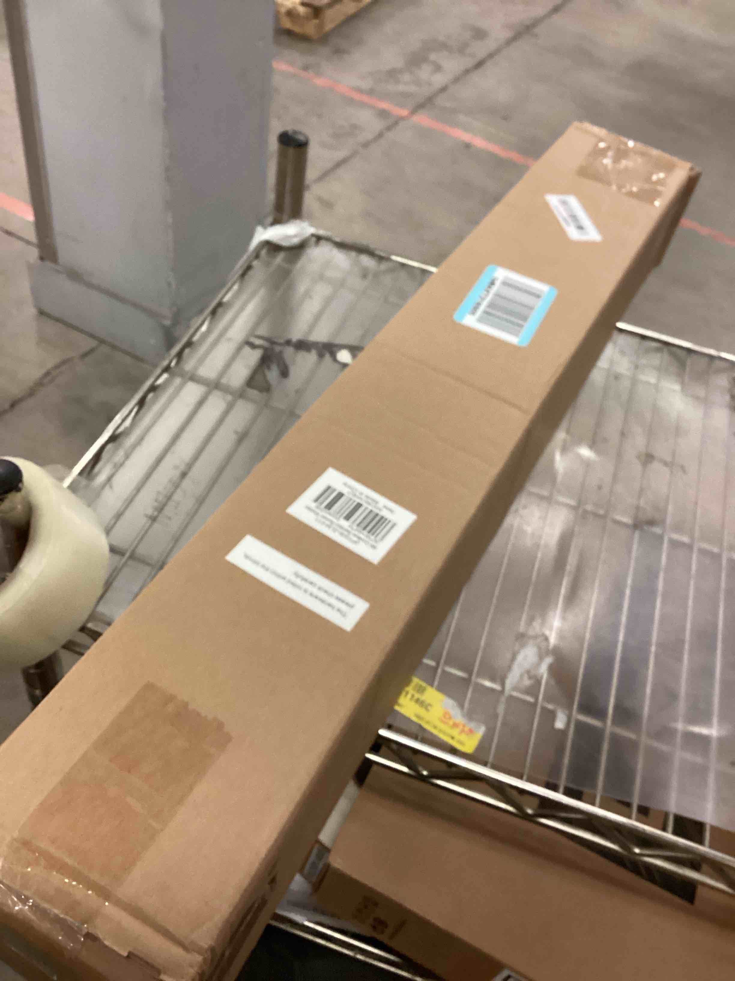 https://s3.amazonaws.com/lotting-images-prod/bidfta/BRN1456373_1736442508045.jpeg