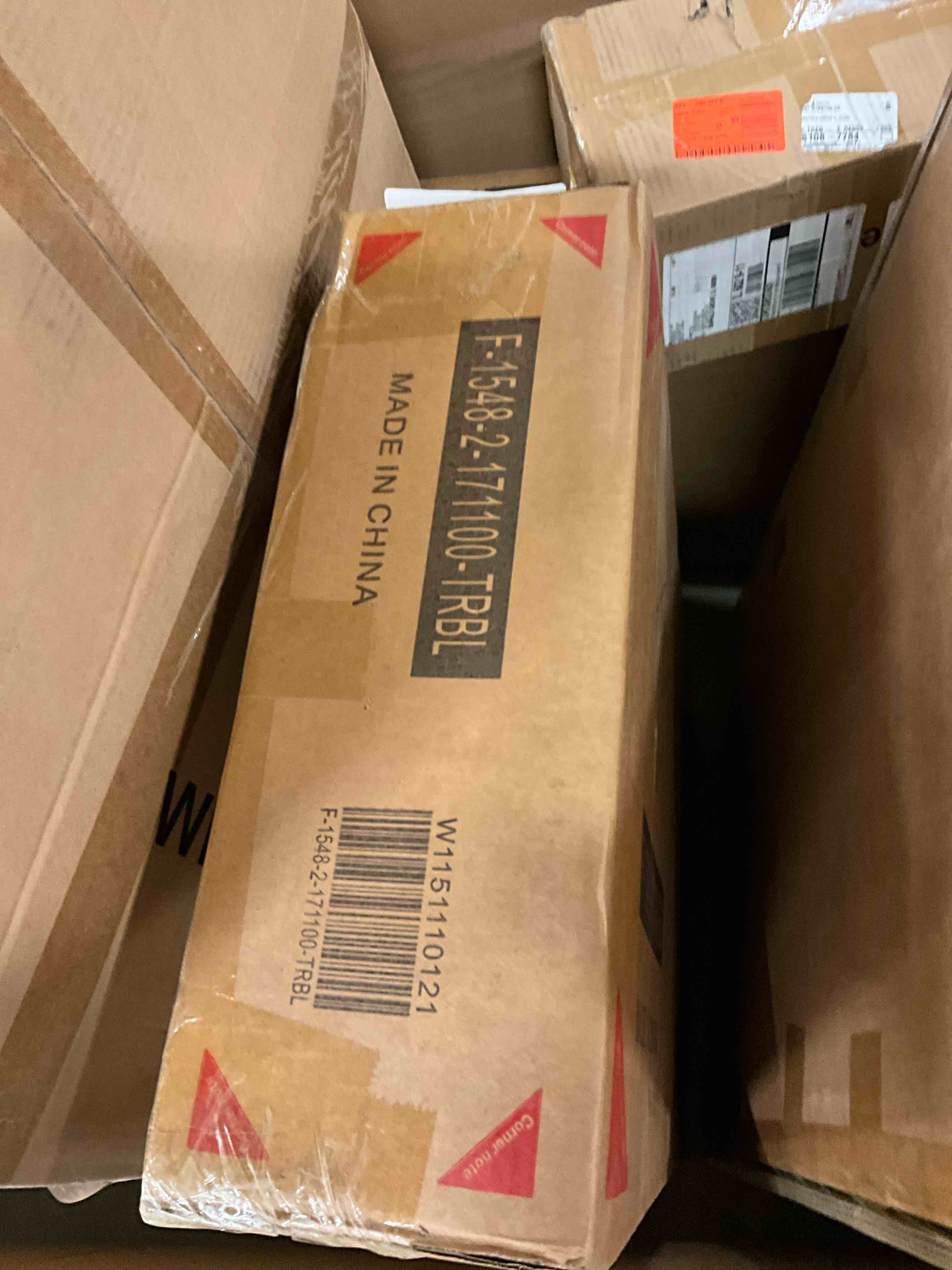 https://s3.amazonaws.com/lotting-images-prod/bidfta/BRN1456424_1736531777358.jpeg