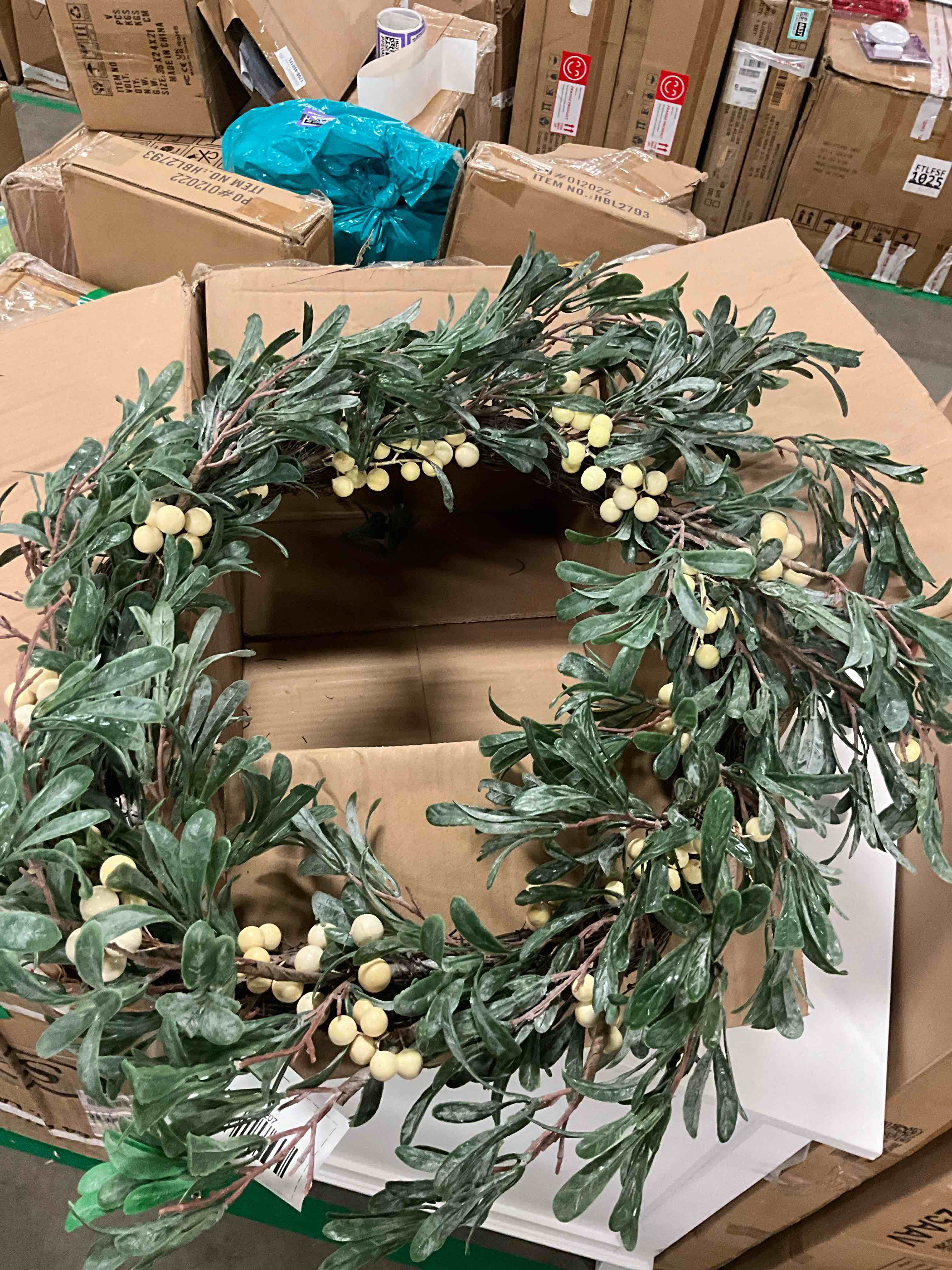 https://s3.amazonaws.com/lotting-images-prod/bidfta/BRN1456425_1736532041511.jpeg
