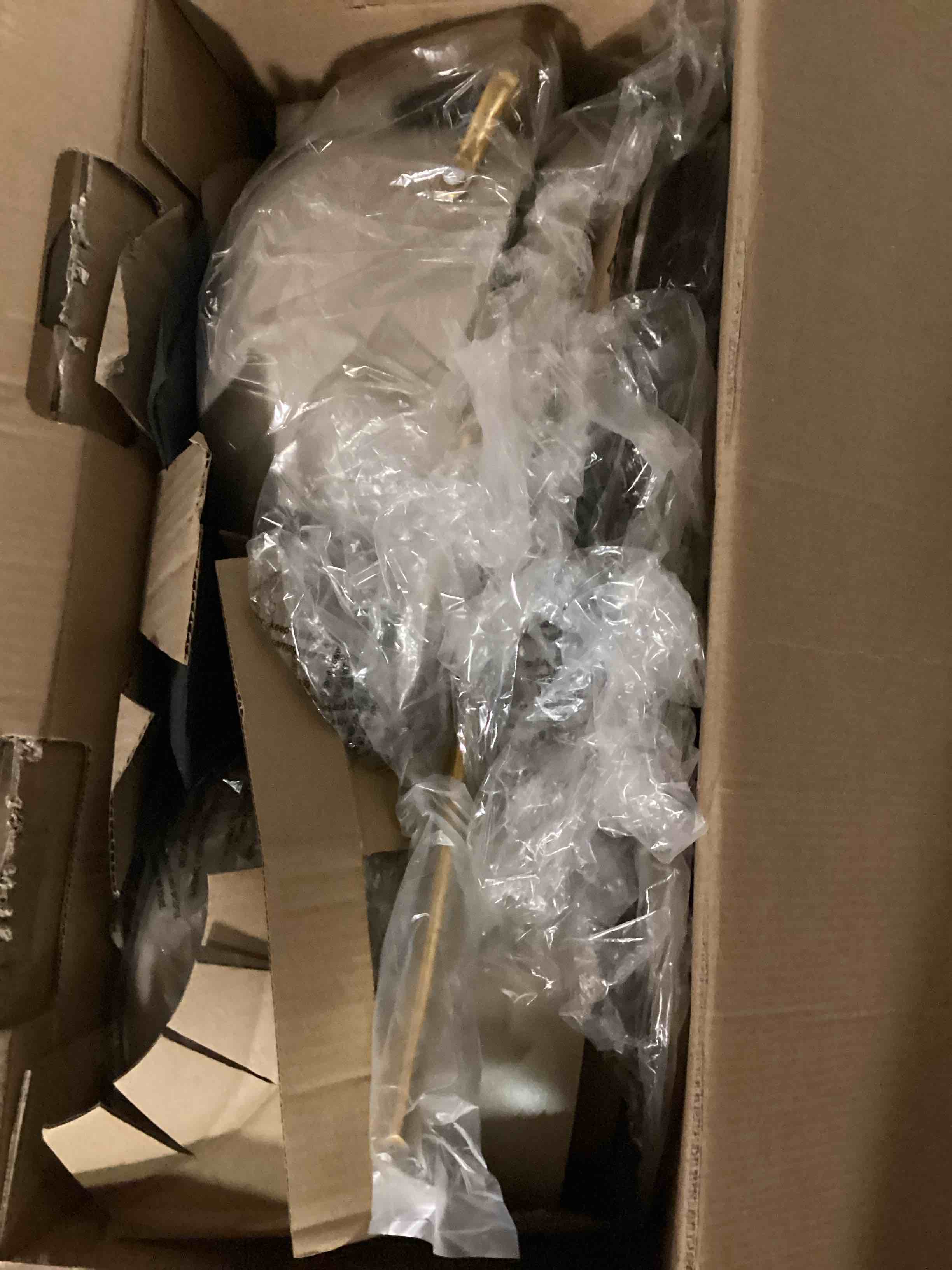 https://s3.amazonaws.com/lotting-images-prod/bidfta/BRN1467553_1738851862447.jpeg