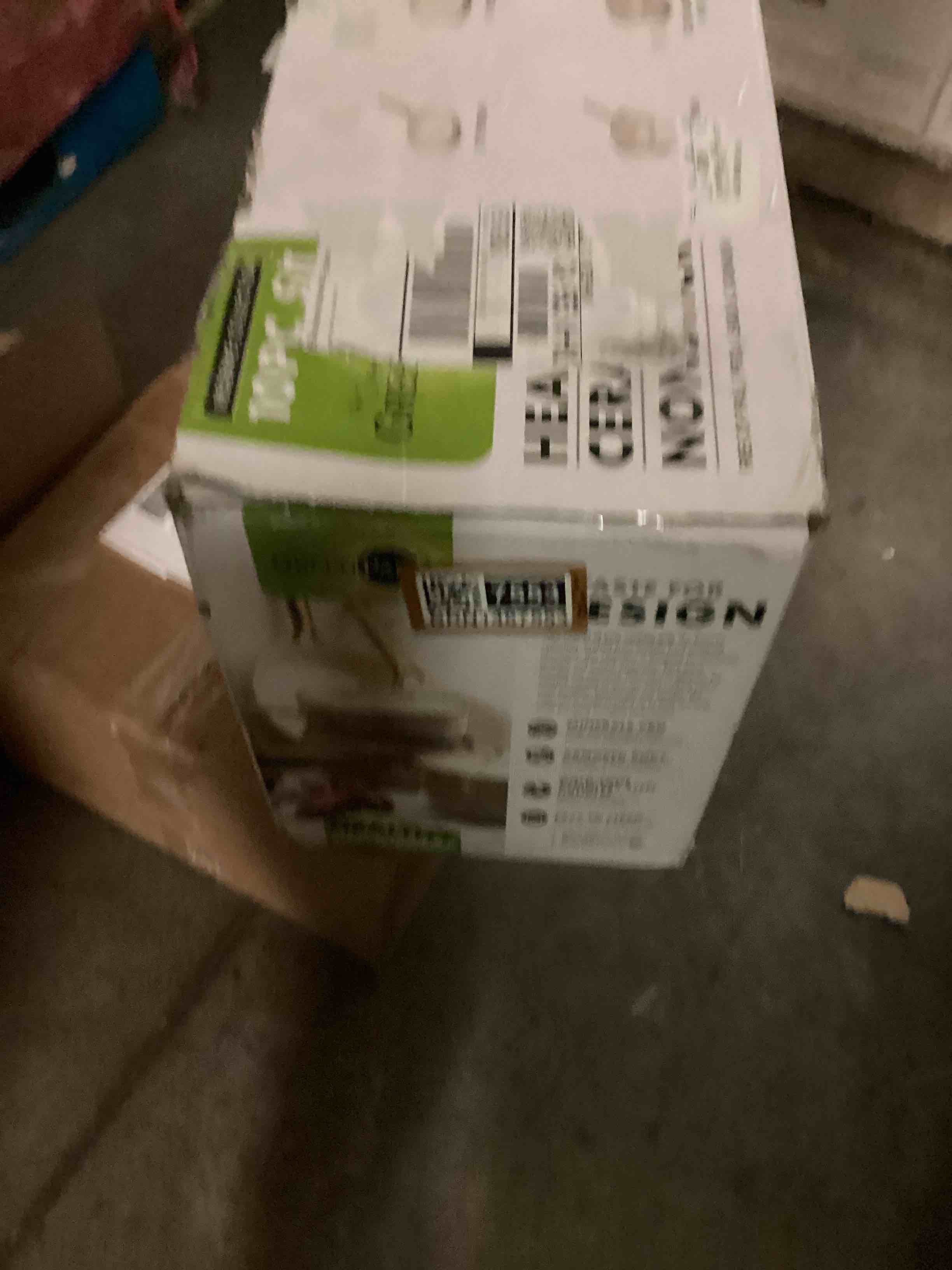 https://s3.amazonaws.com/lotting-images-prod/bidfta/BRN1467553_1738851904258.jpeg