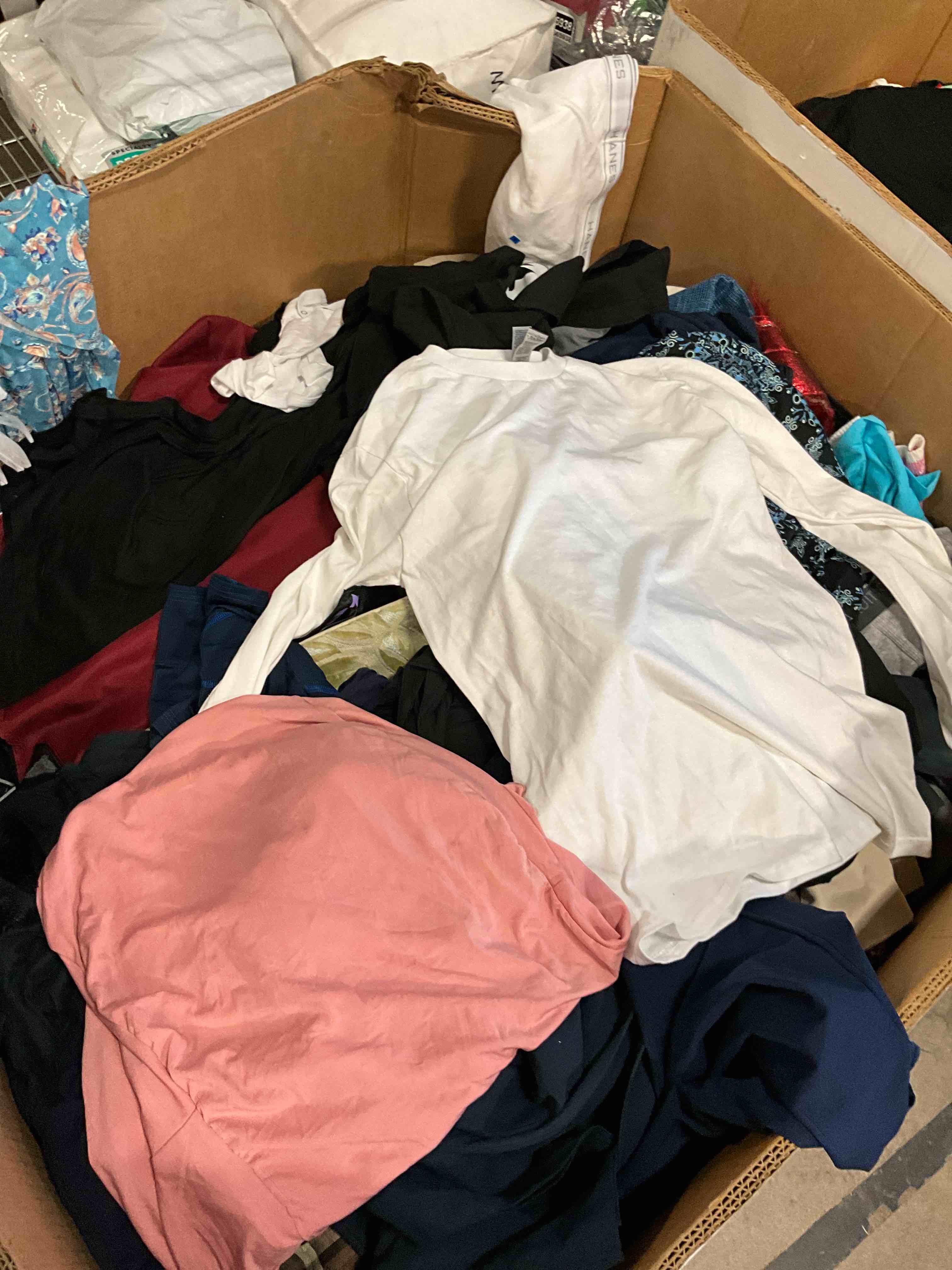 Bidders Choice On Assorted Size And Style on Brand New Clothing, ( Your bid per piece, First Come First Serve, Bidder choose own pieces )